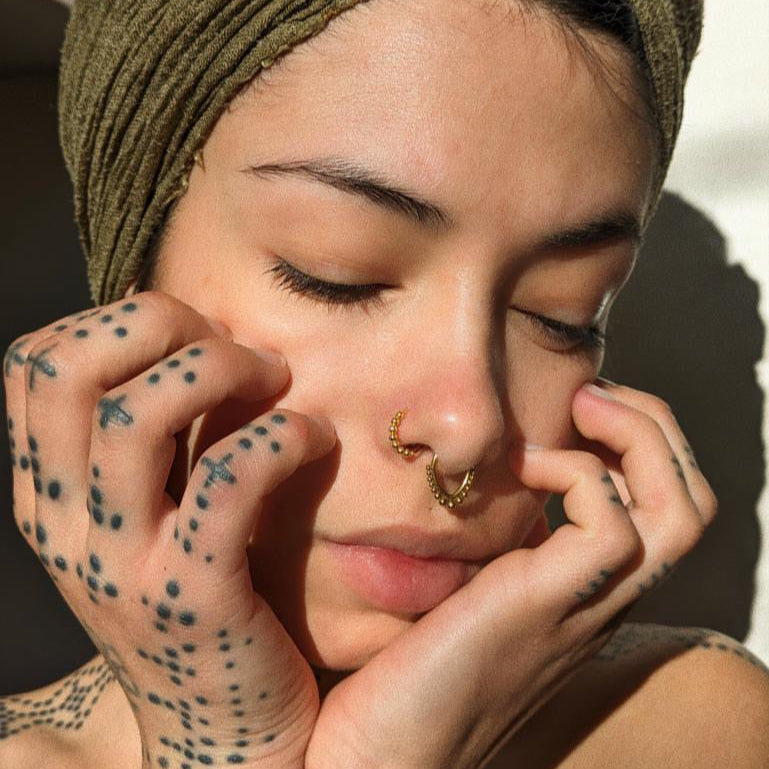 Althea Golden Teardrop Septum Clicker