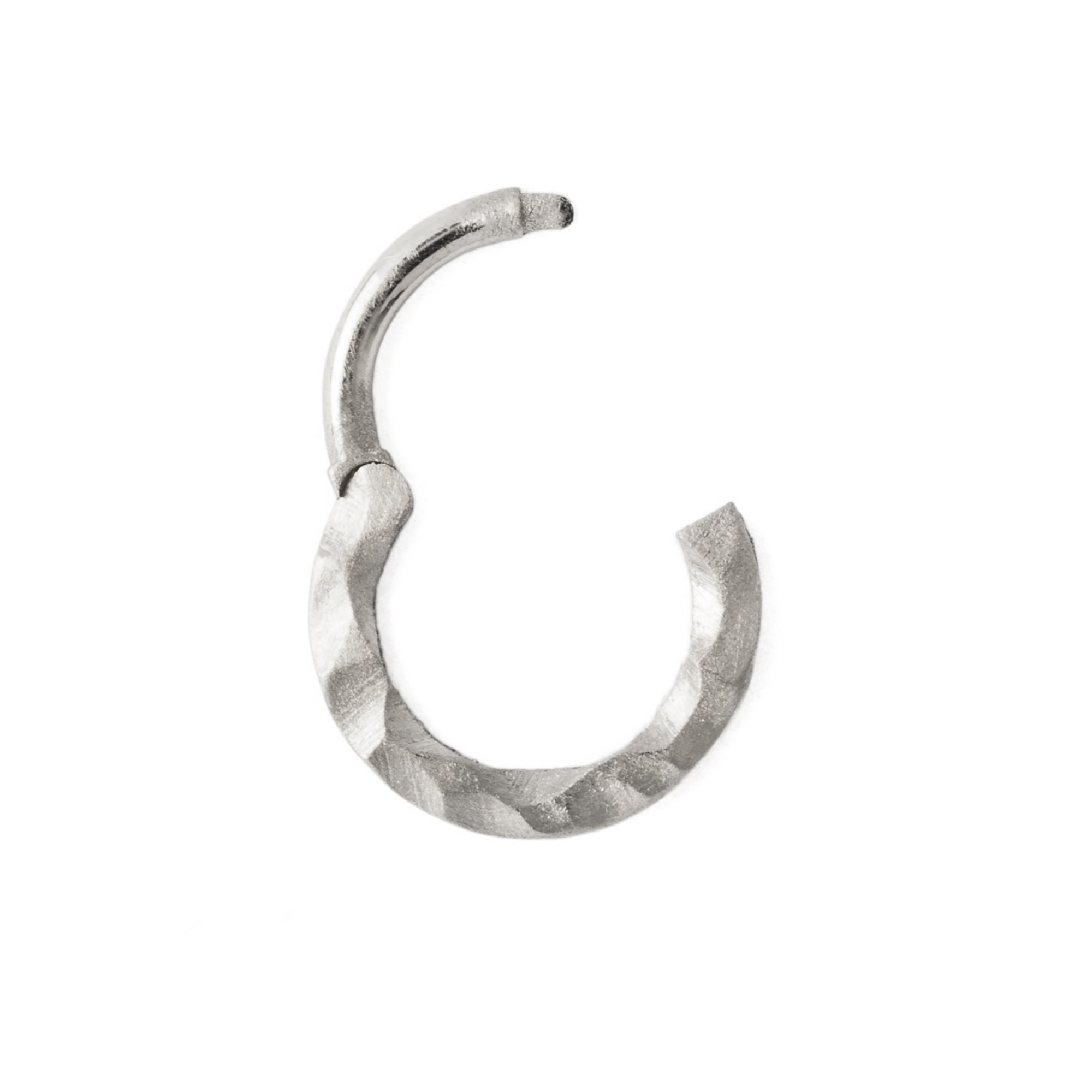 14k Gold Hammered Clicker Ring