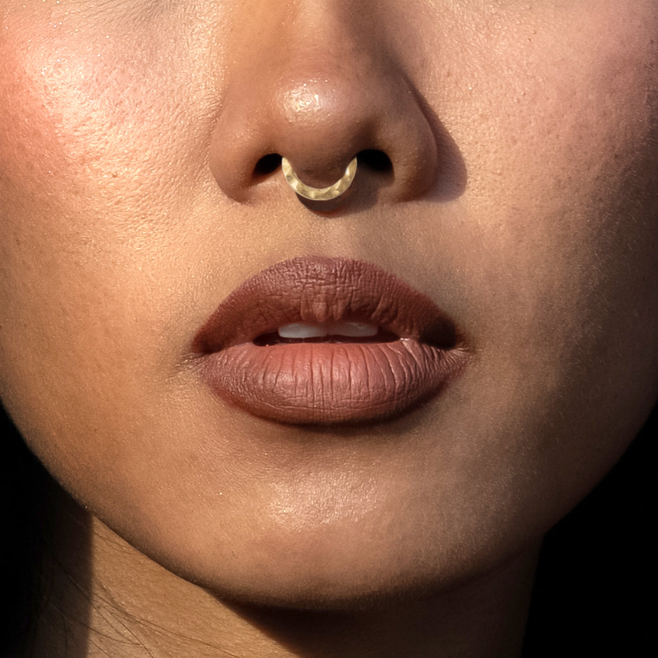 14k Gold Hammered Clicker Ring