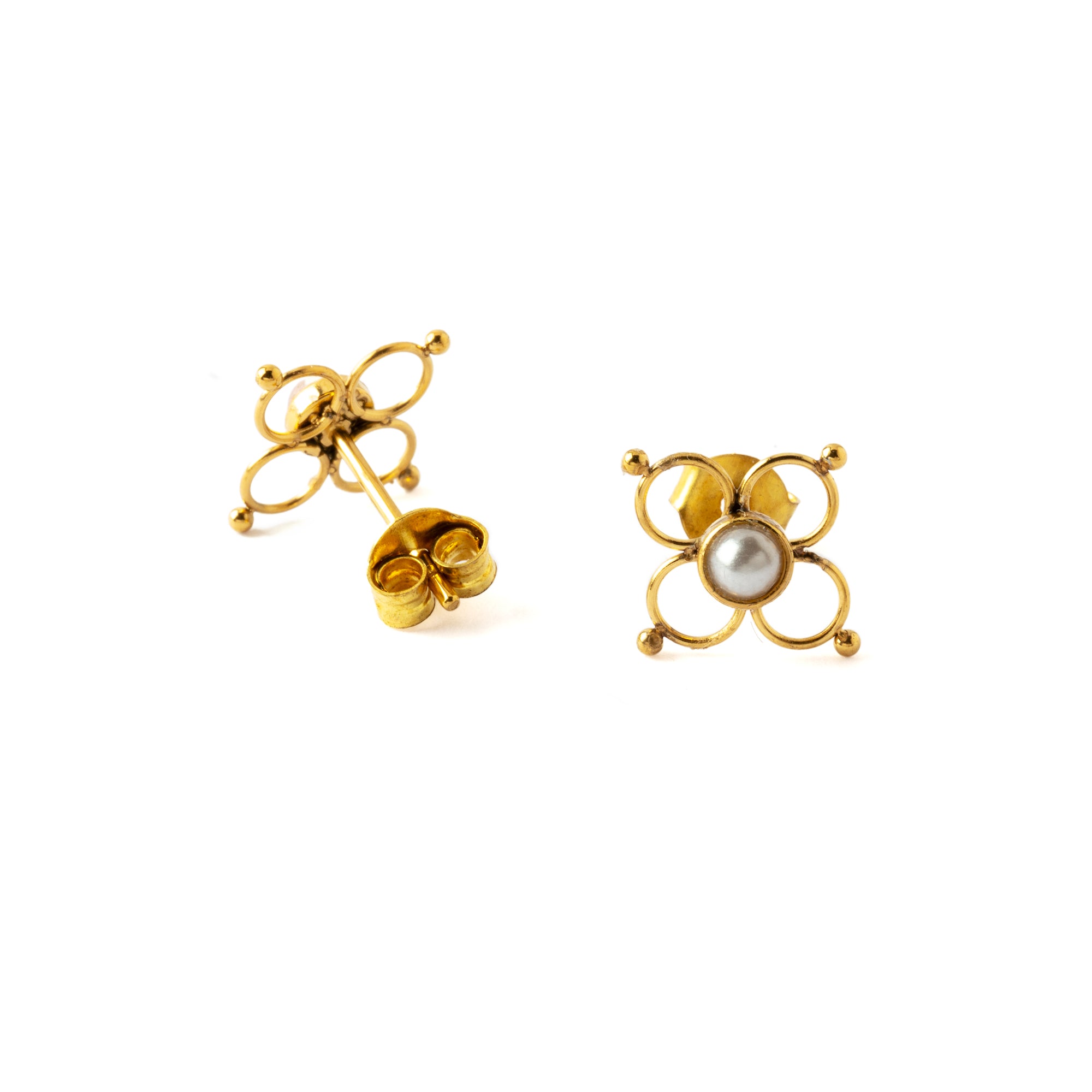 Flower Wire Ear Studs with White Pearl