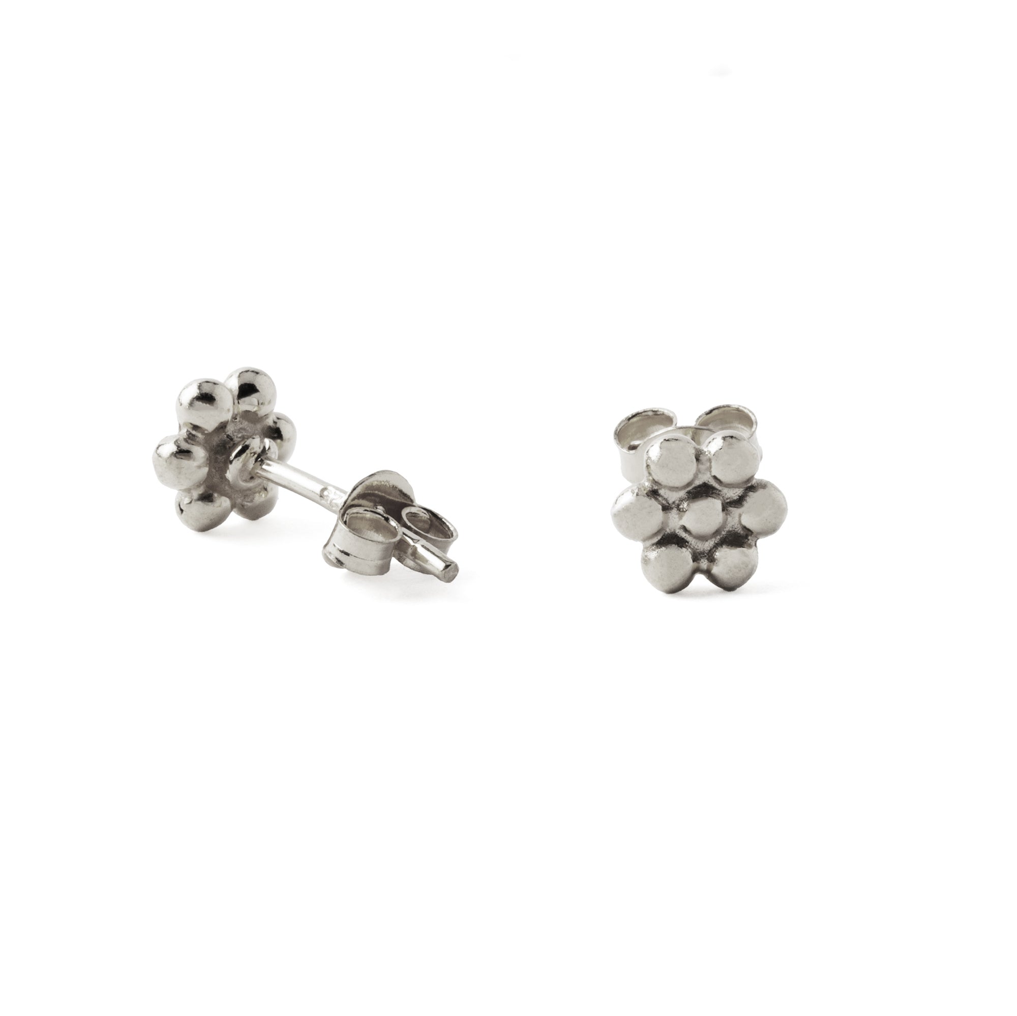 Hana Studs