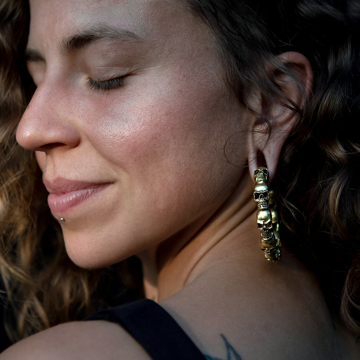 Golden Skull Weights Hoops