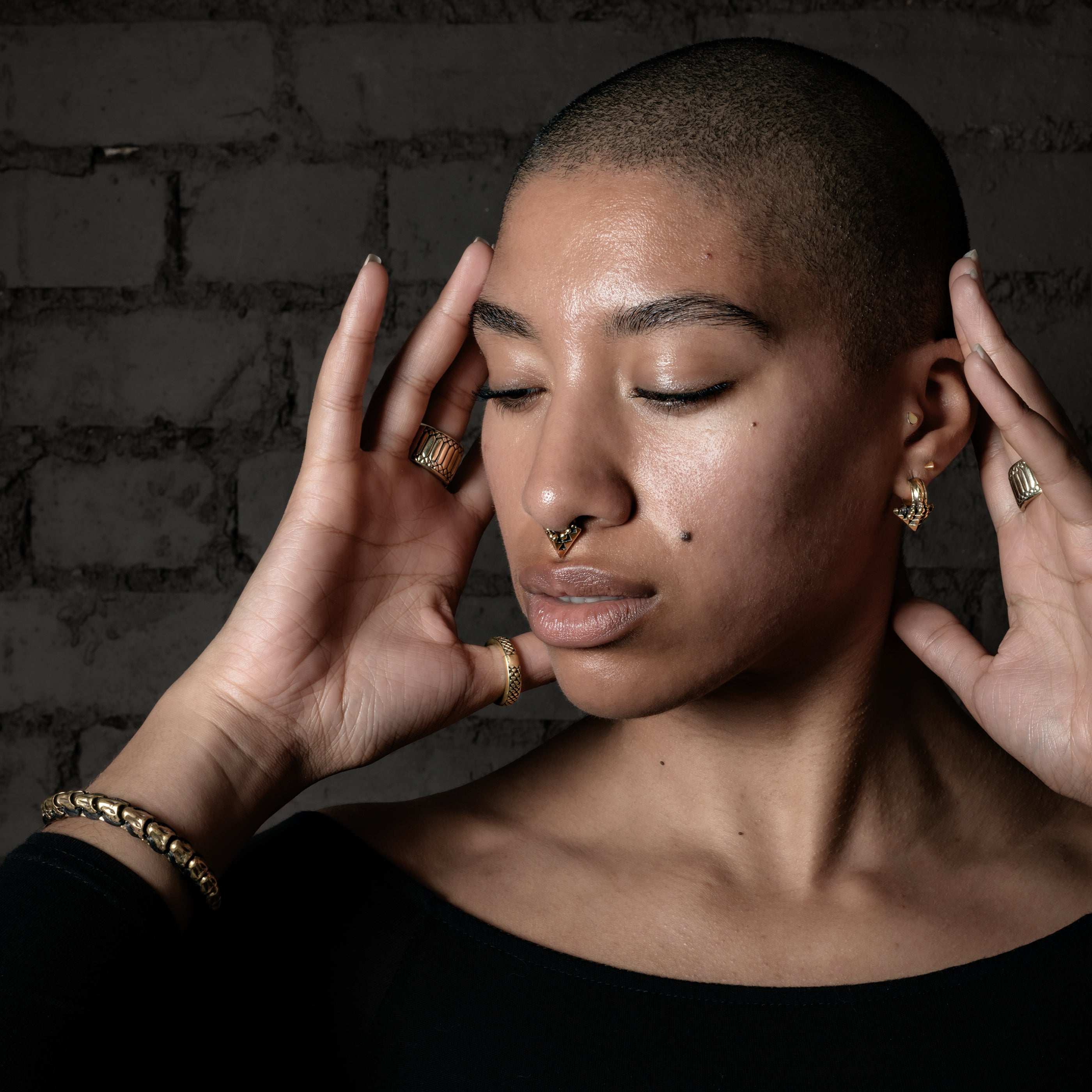 model wearing Karnataka Earrings