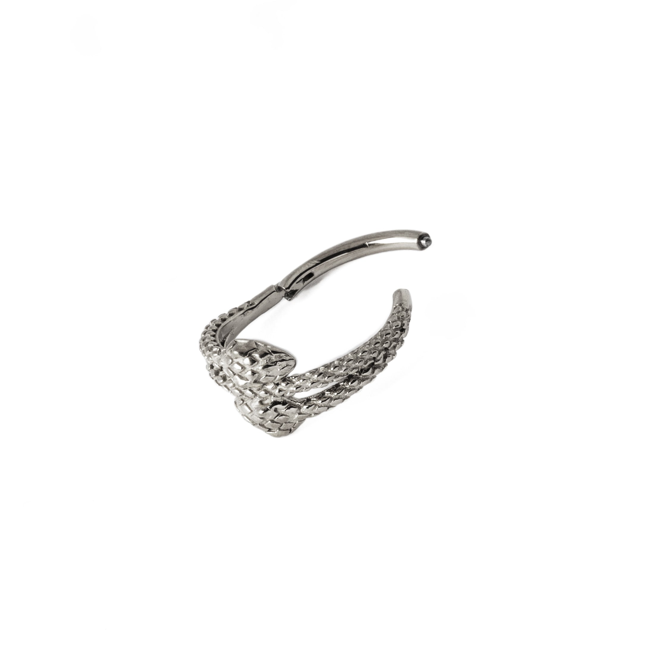 Amphis Rimon Snake Clicker Ring hinged segment closure view