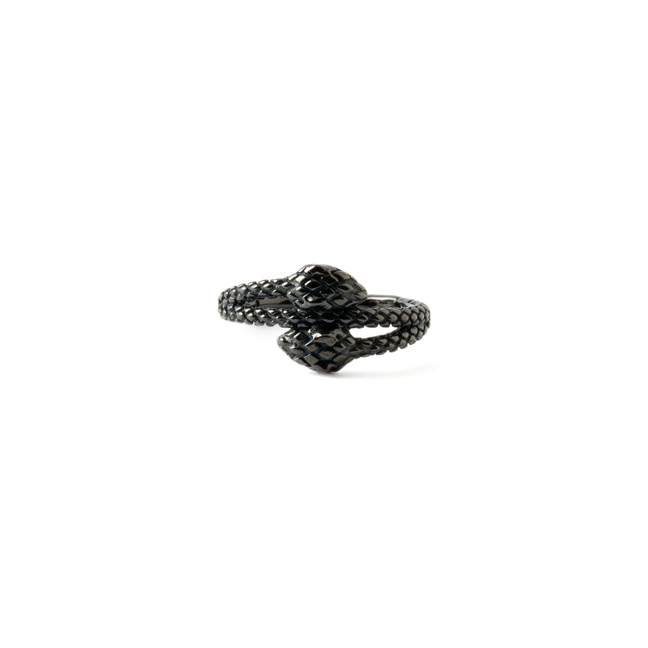 Amphis Snake Black Clicker Ring frontal view