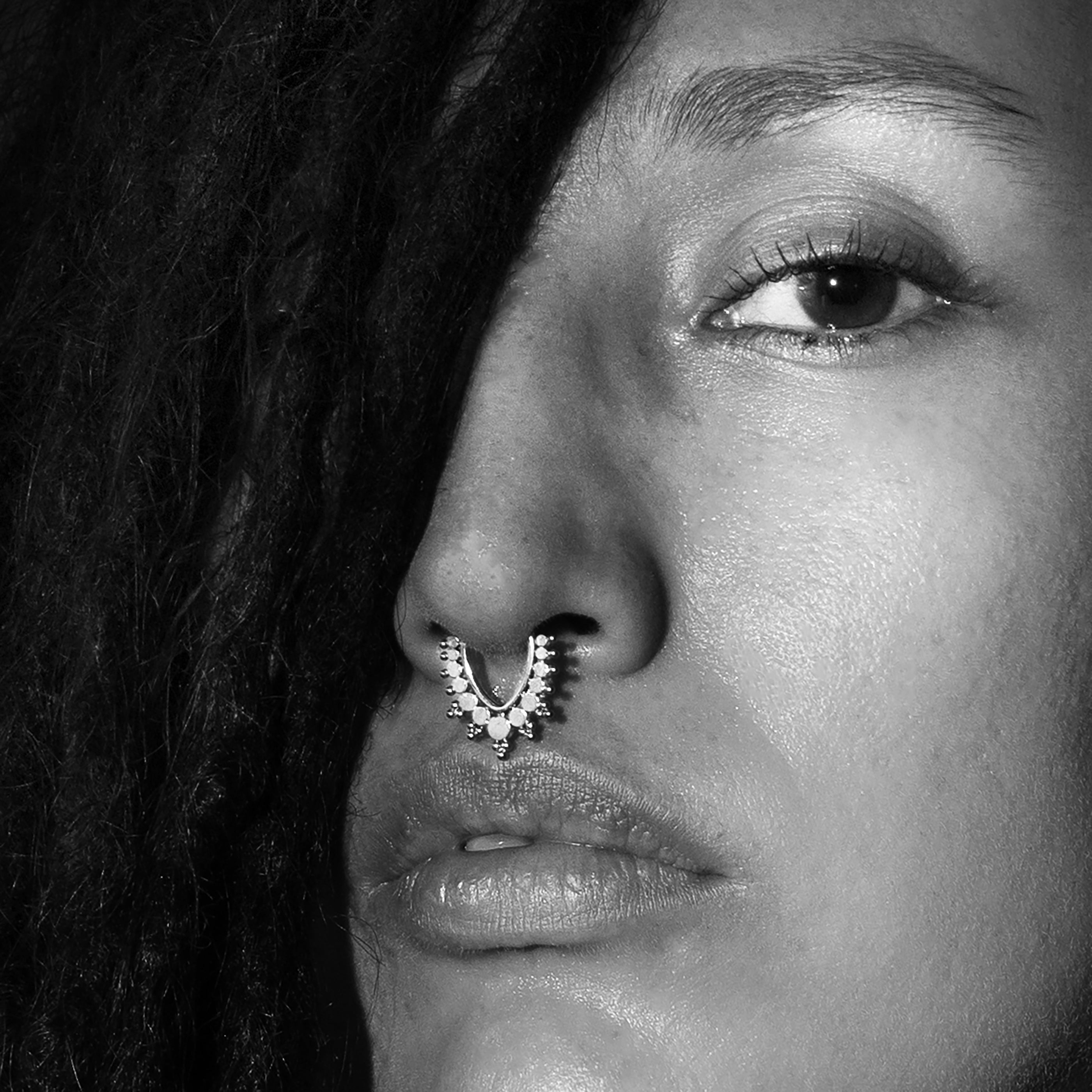 model wearing Prisha Septum Clicker