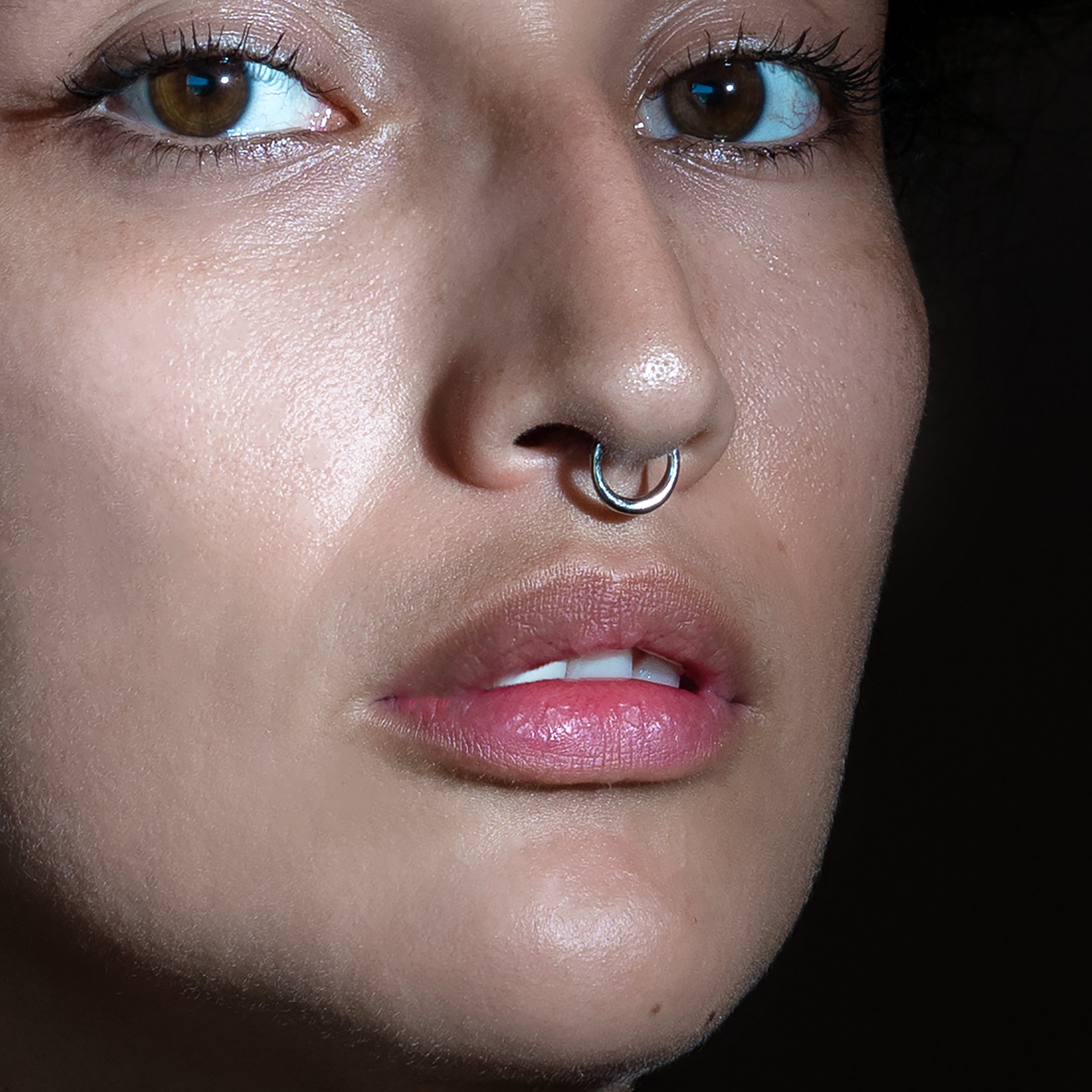 model wearing Dark Steel Clicker Ring