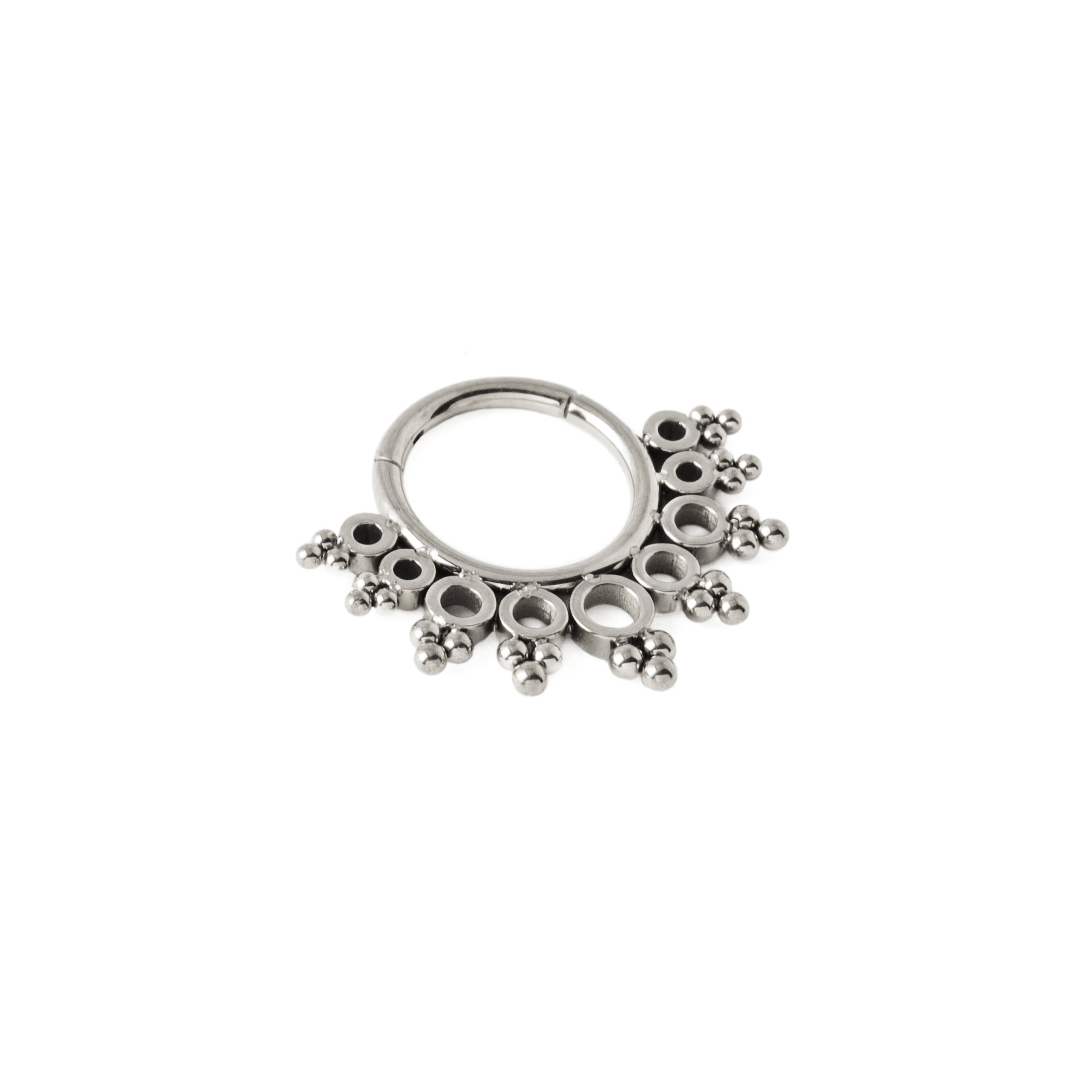 Tarita Septum Clicker left side view