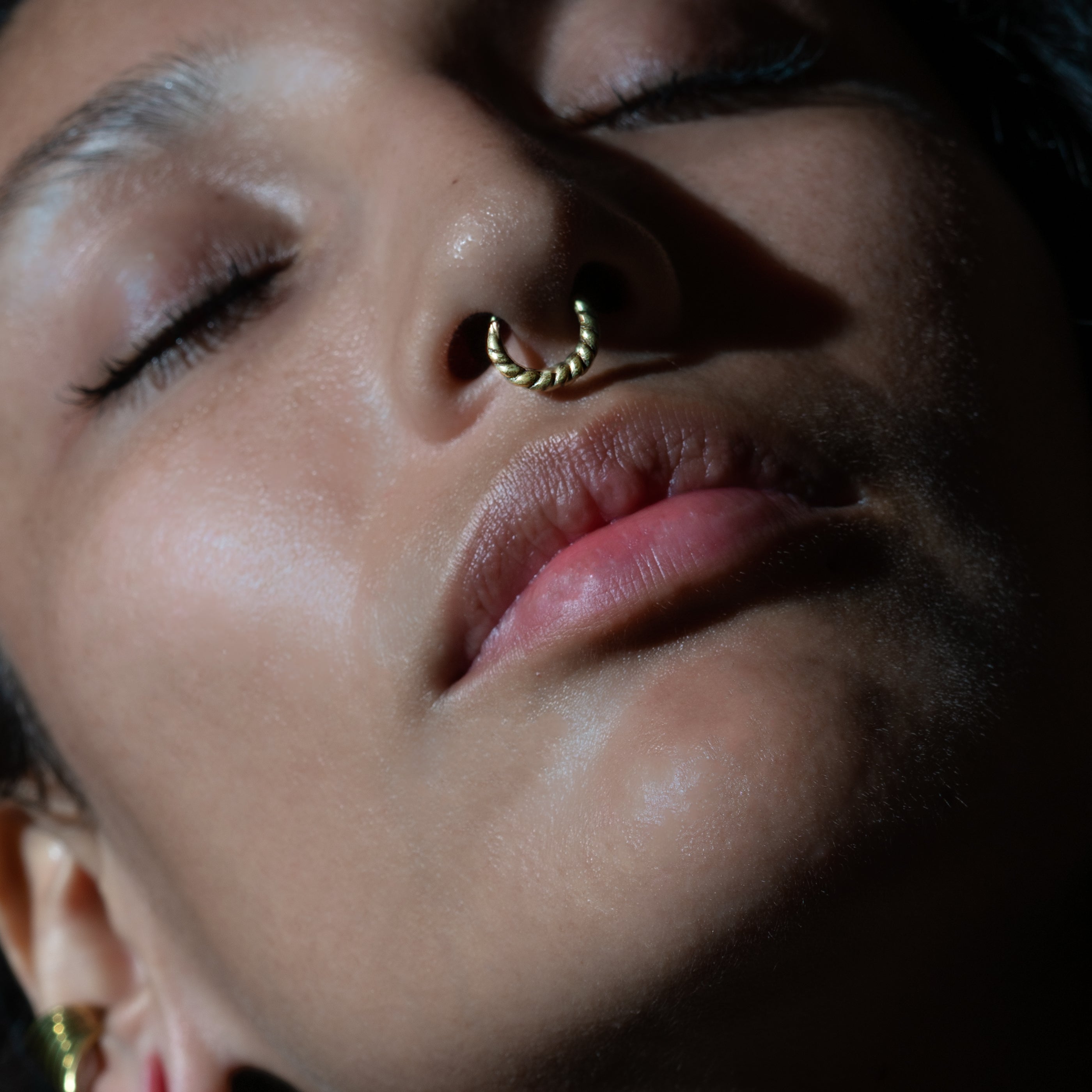 model wearing Twisted Septum Ring