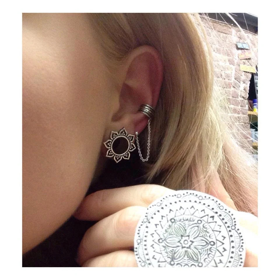 Silver Iriya Lotus Petals Tunnels