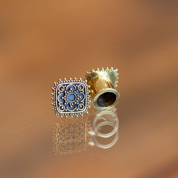 Square Flower Plug