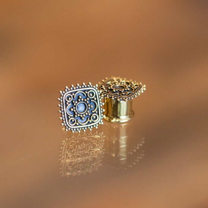 Bouchon en laiton à fleur carrée