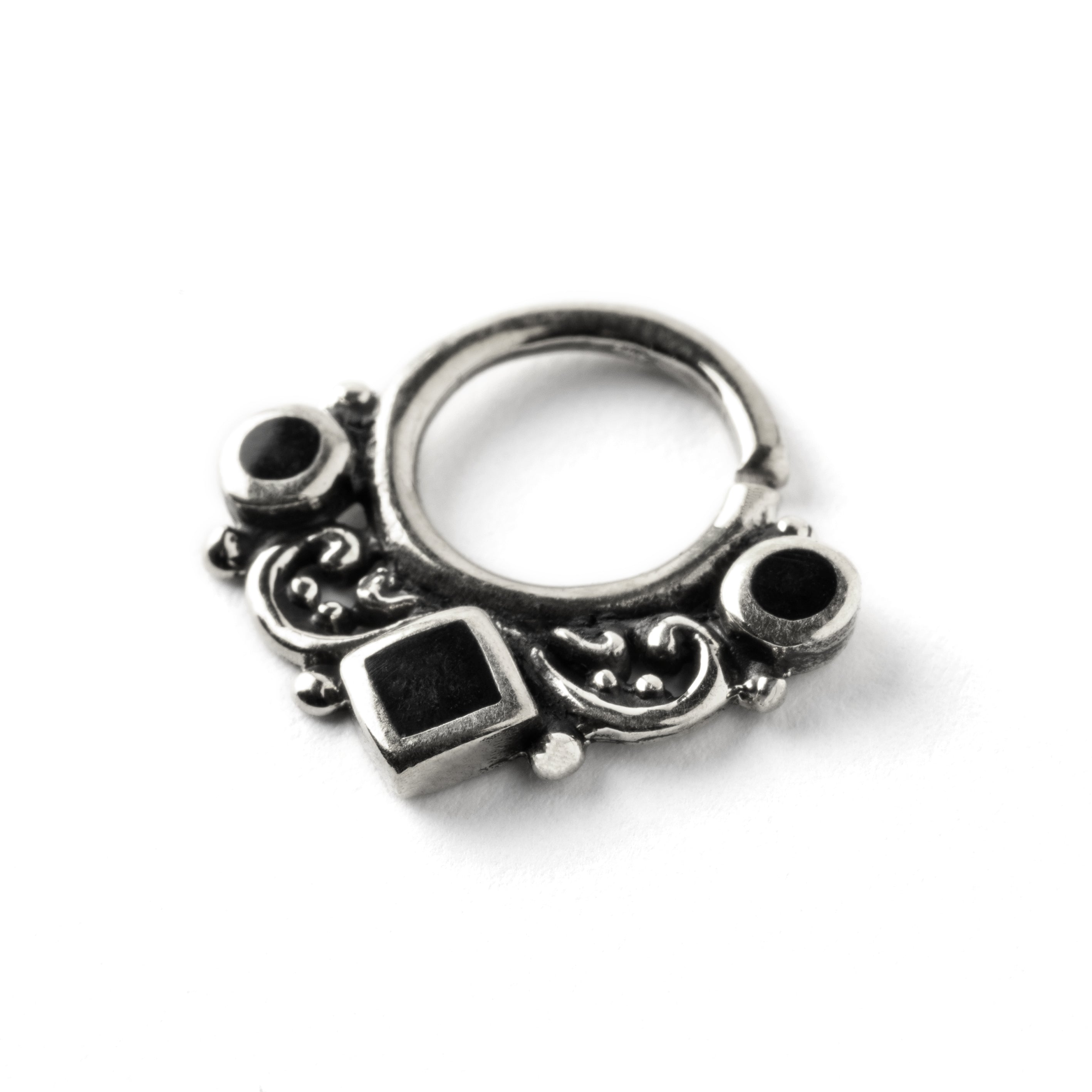 agatha gothic silver septum black shells right side view