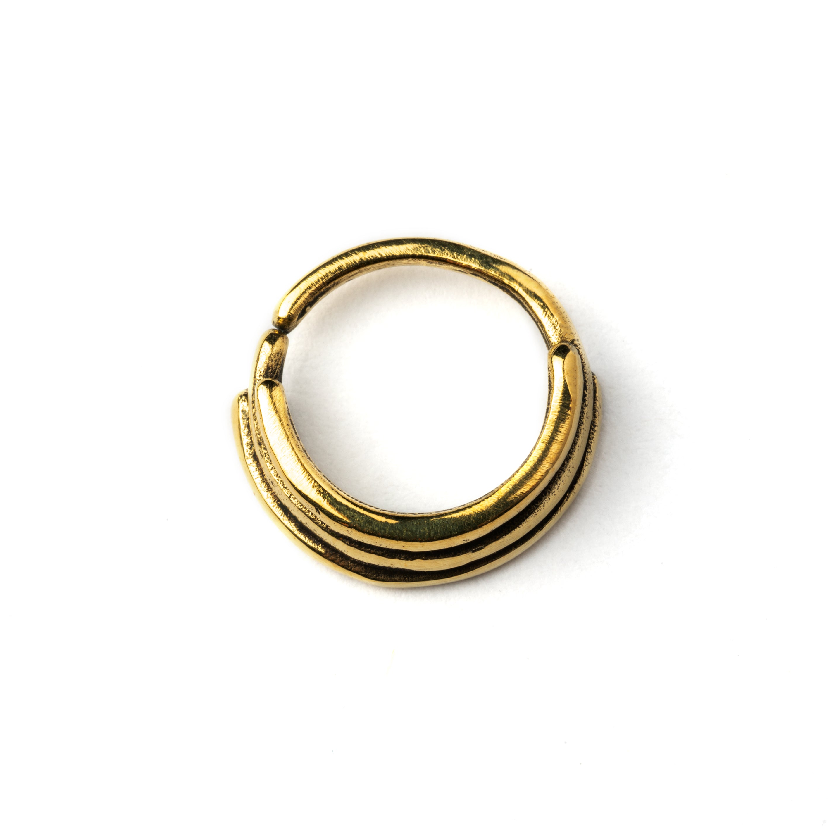 Aka Trio septum frontal view