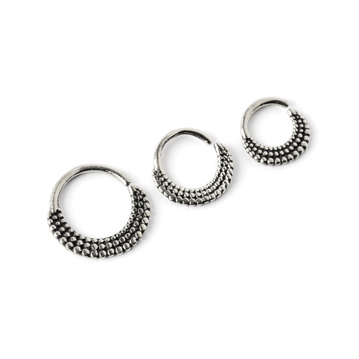 6mm, 8mm, 10mm Ameya silver septum rings side view