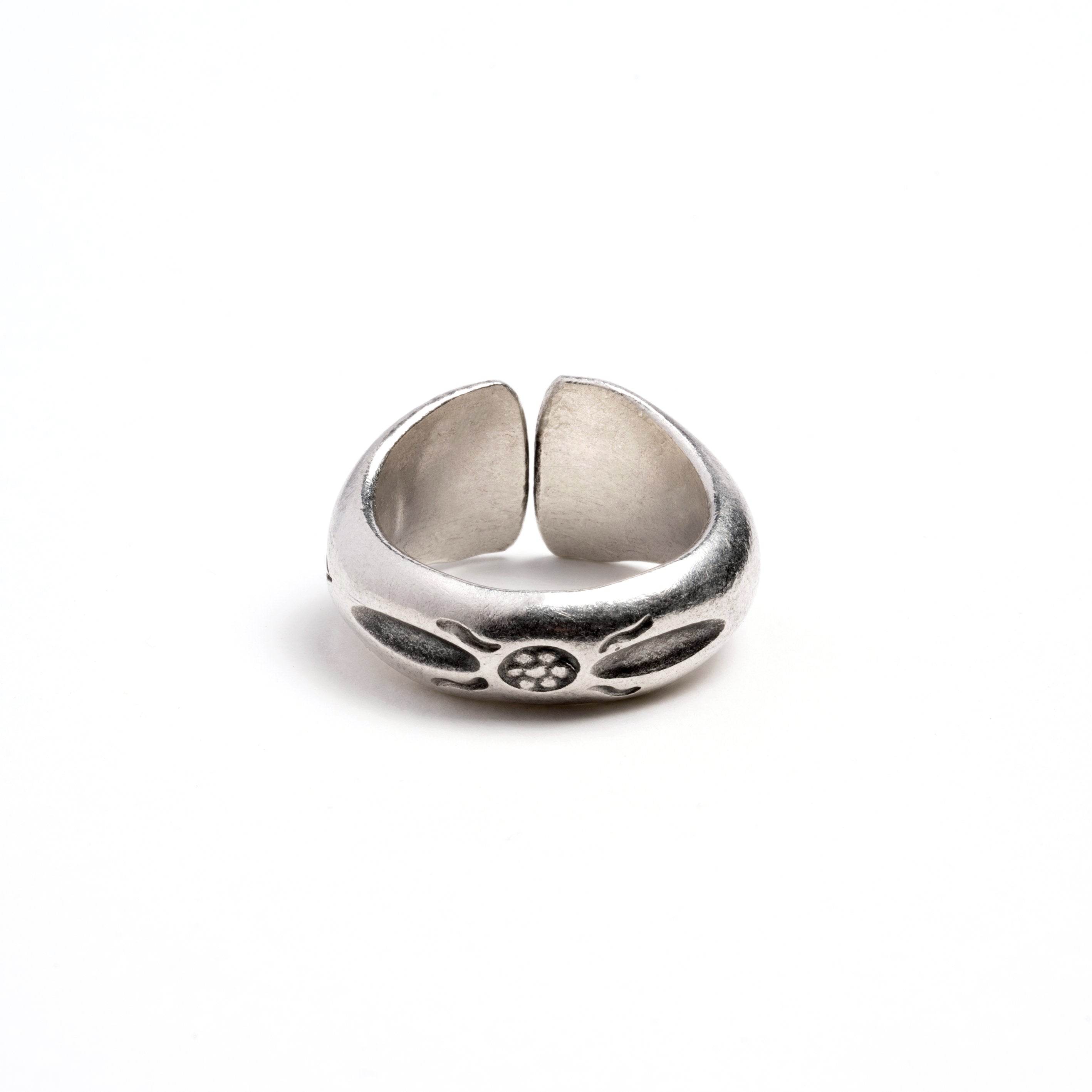 Bear Hug Tribal Silver Ring back view