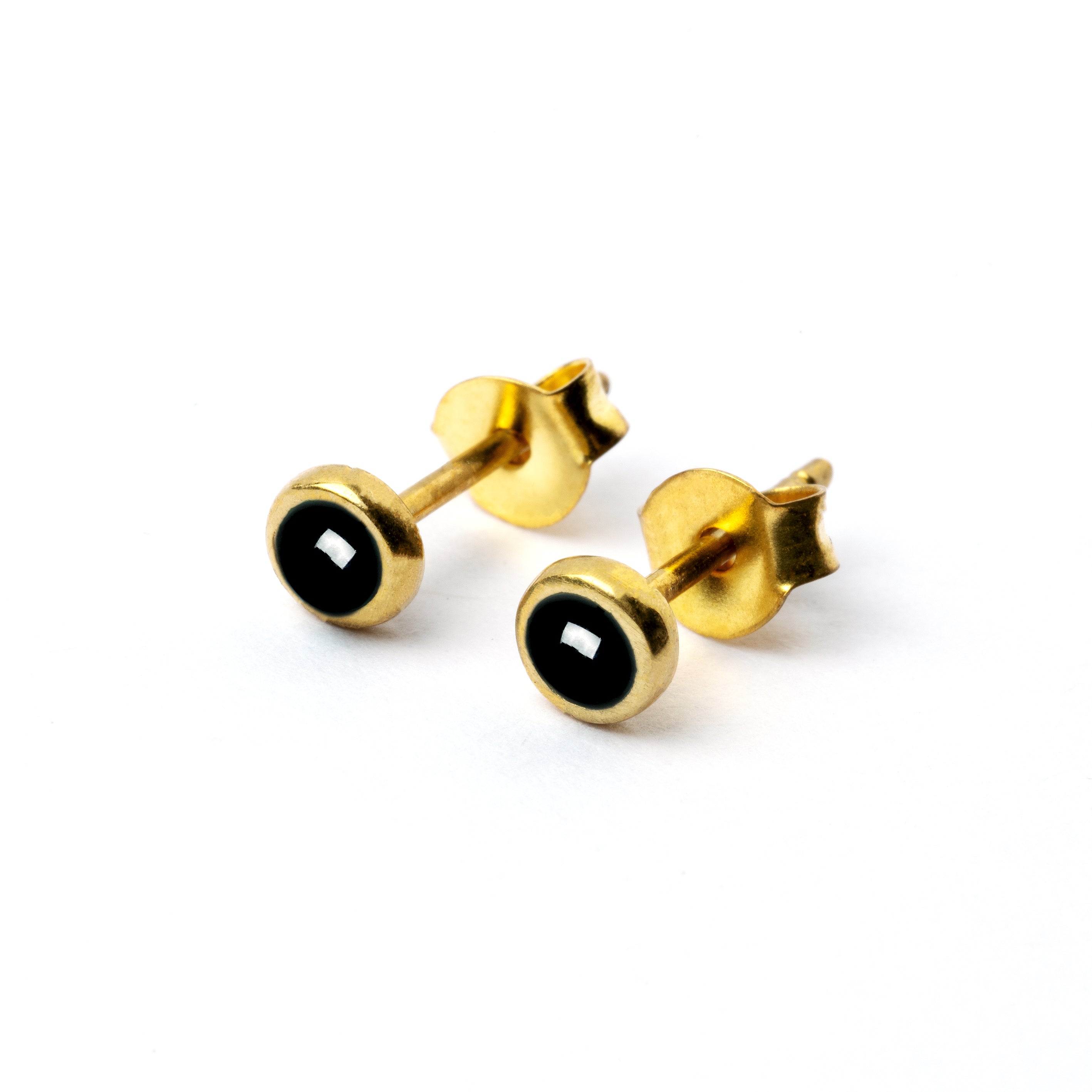 Brass-Ear-Stud-set-with-Black-Onyx_2