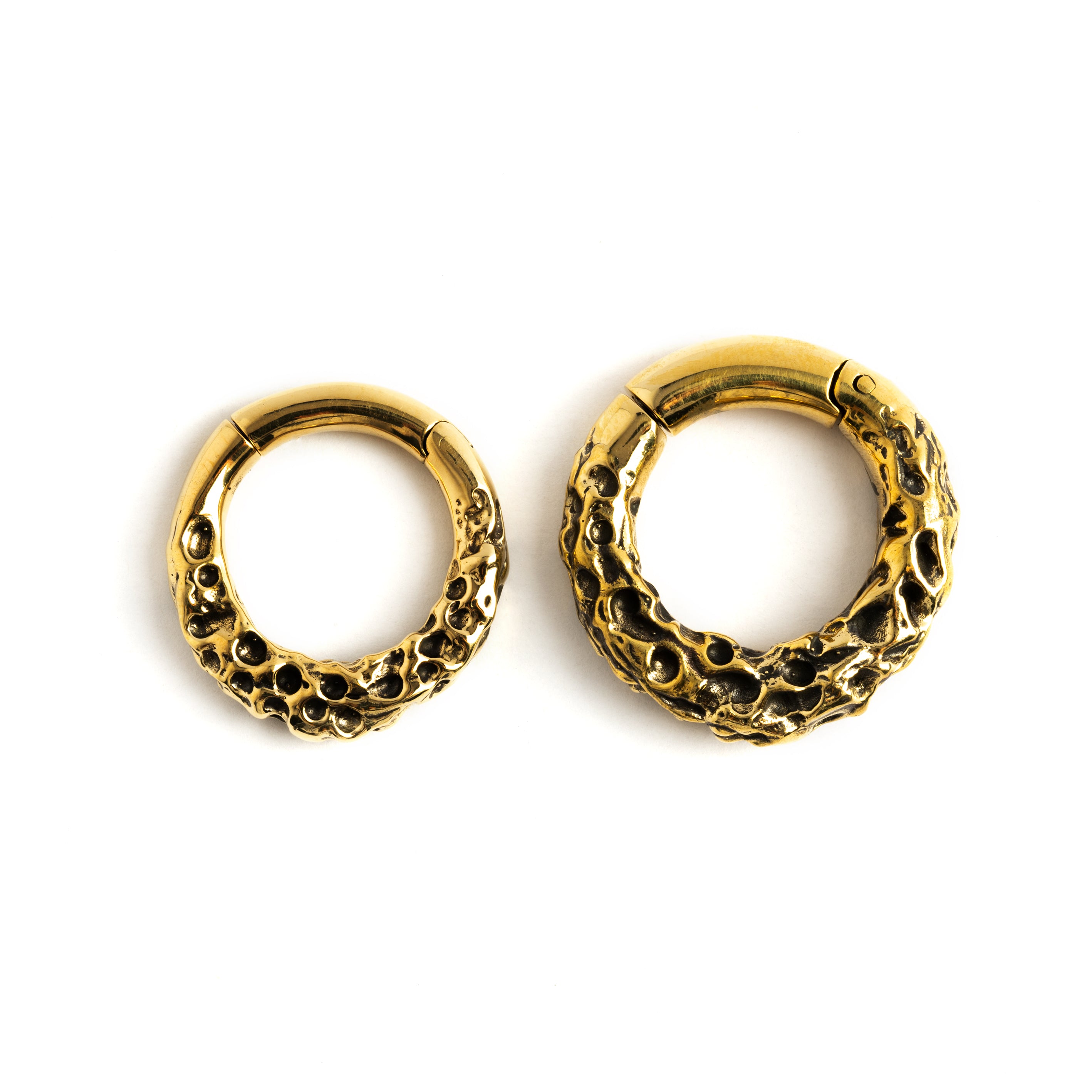 4mm & 6mm gold brass hoop hangers with rocky texture frontal view