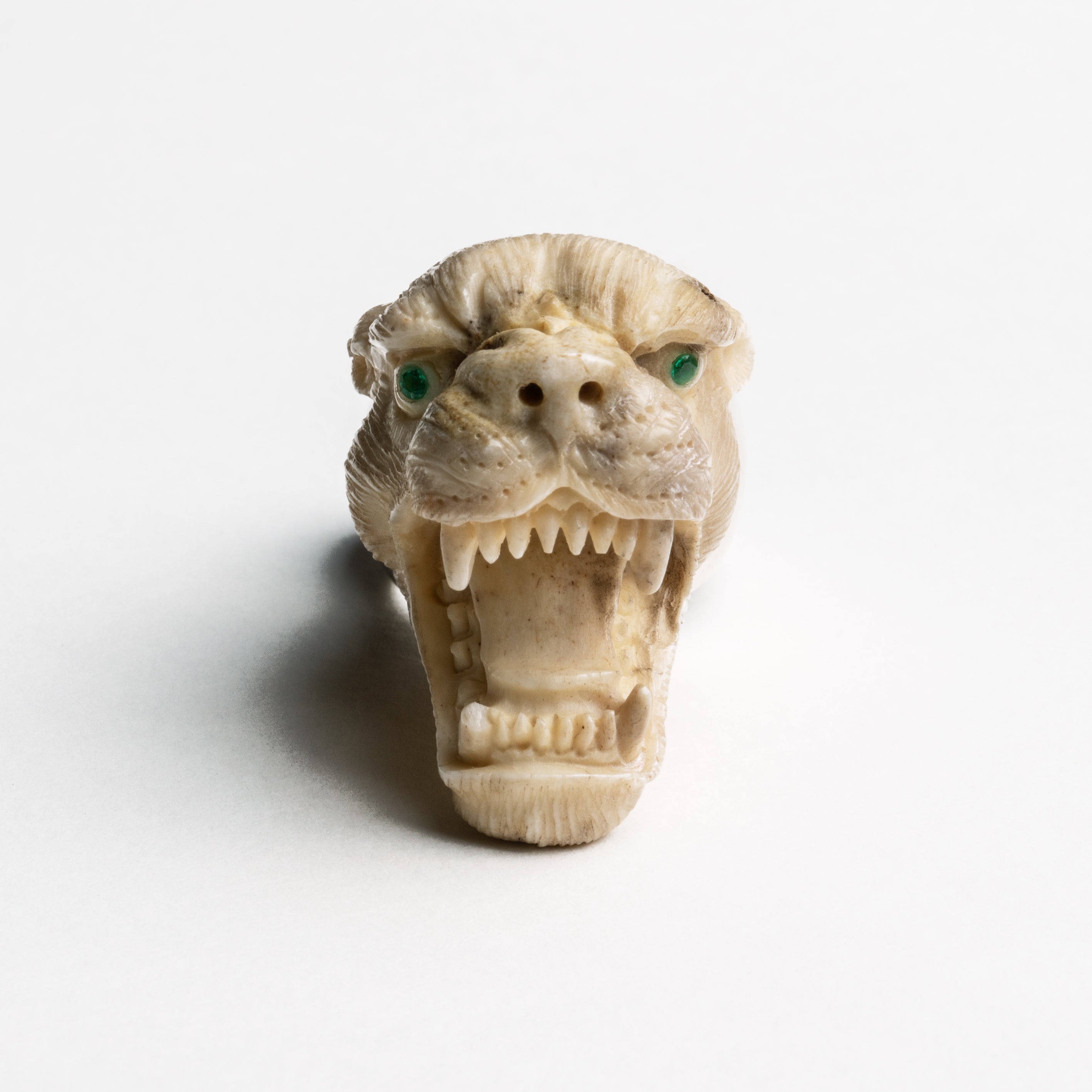 Carved tiger head silver ring