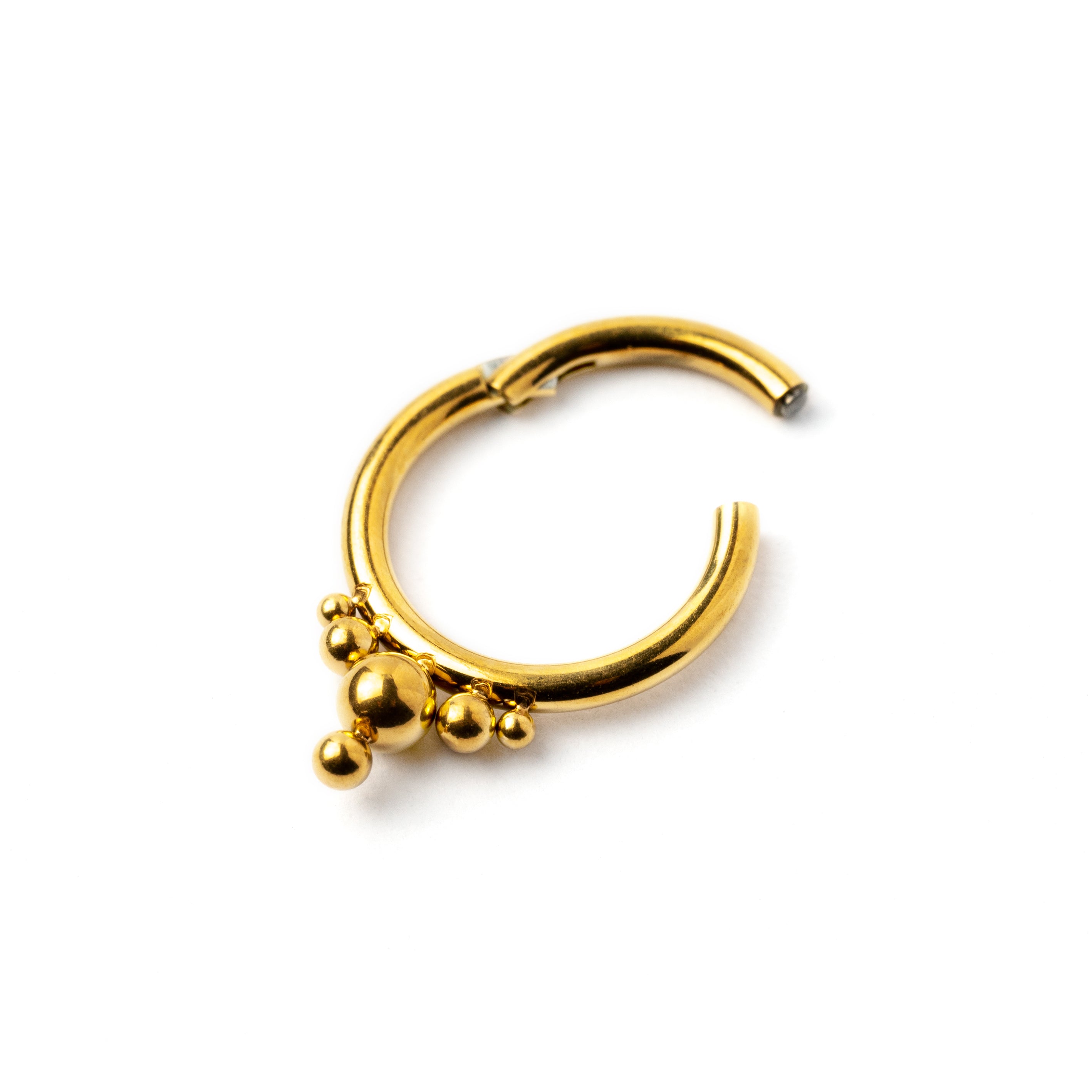 Golden surgical steel Malee septum clicker view