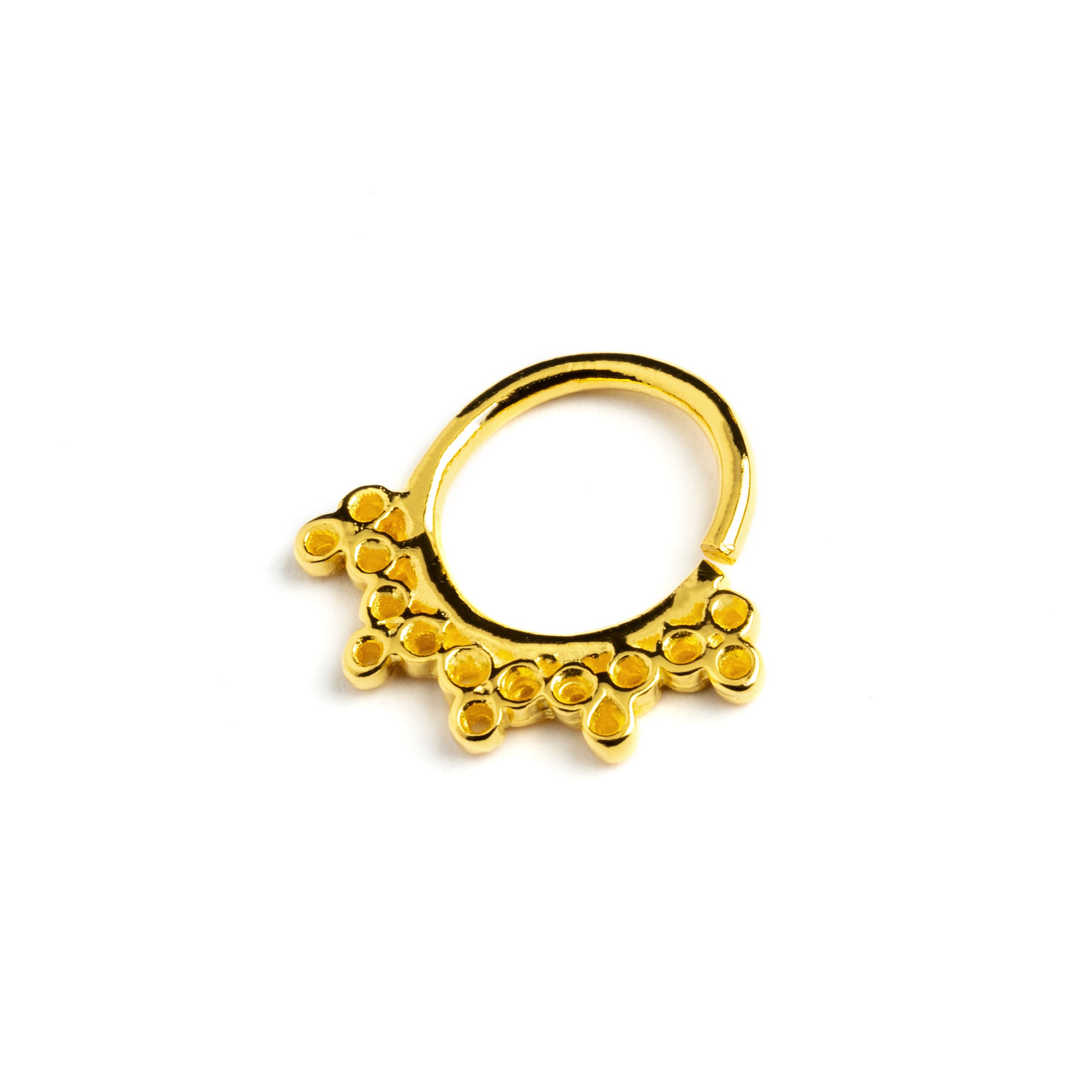 Gold surgical steel Circular septum clicker ring right side view