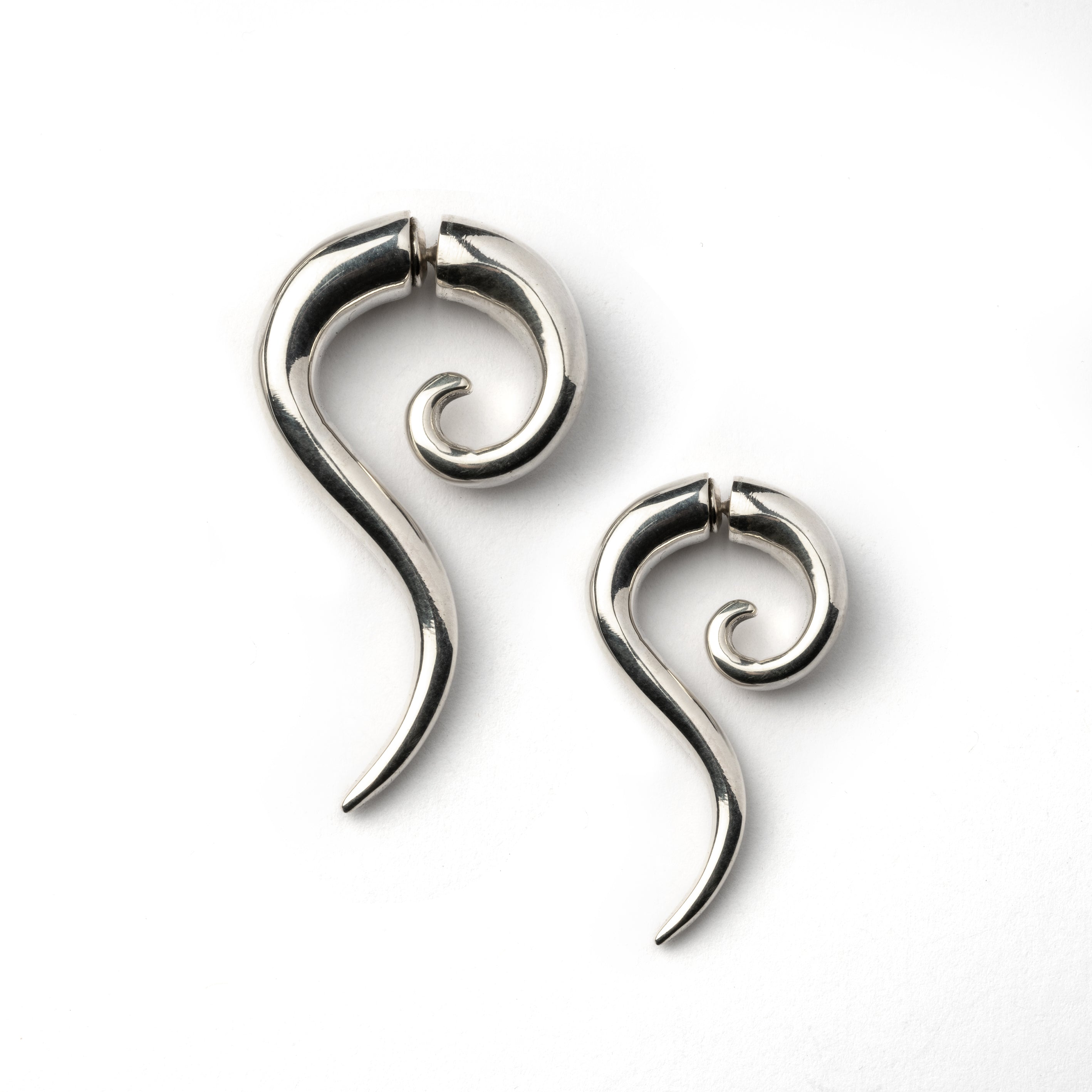 40mm & 50mm Haku Silver fake gauge earrings side view