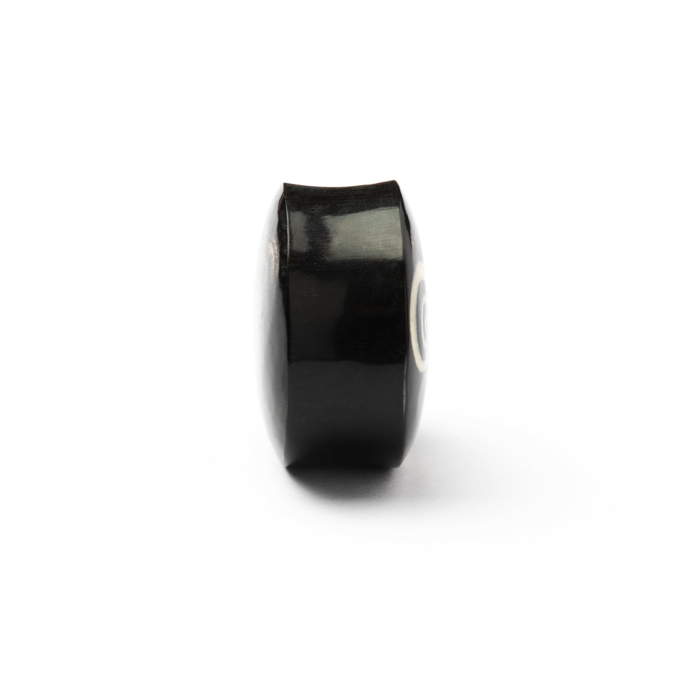 Heddeka Swirl Horn And Bone Plug