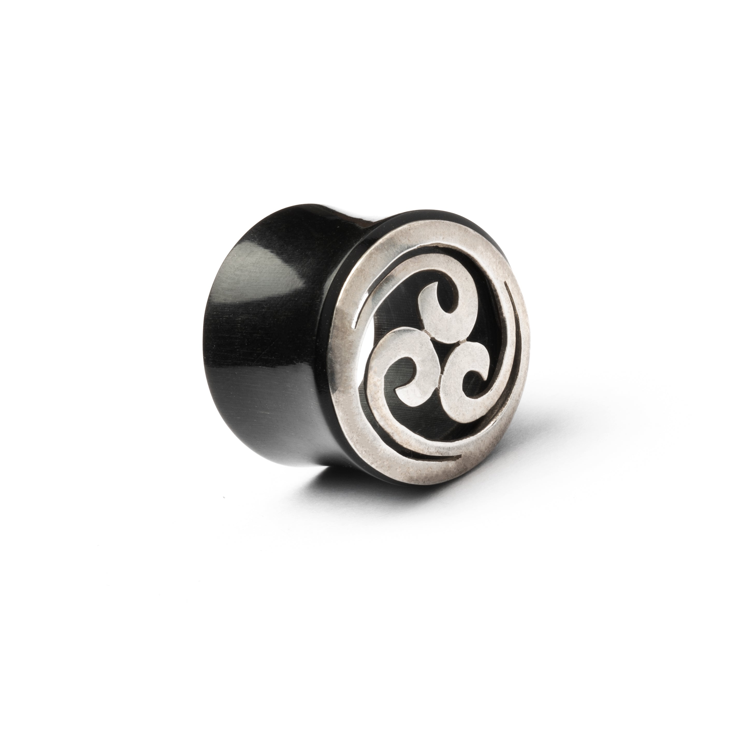 Tomoe Plug