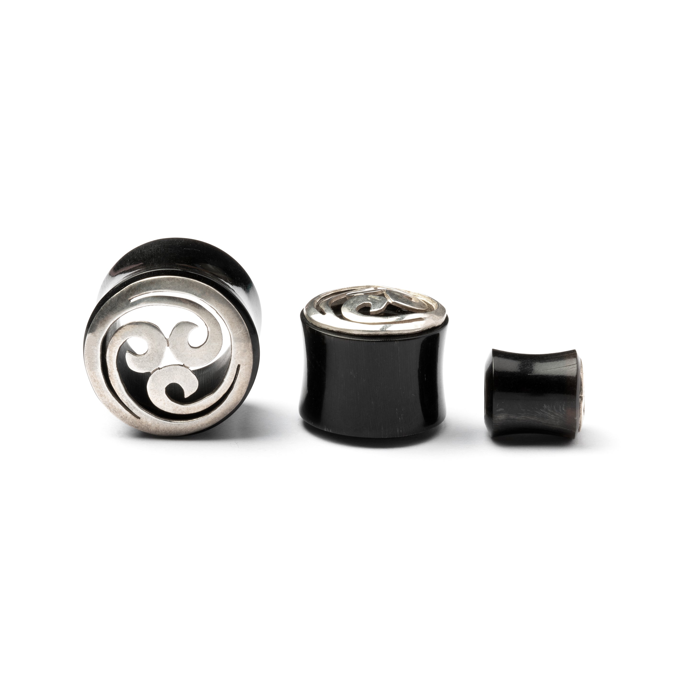 Tomoe Plug