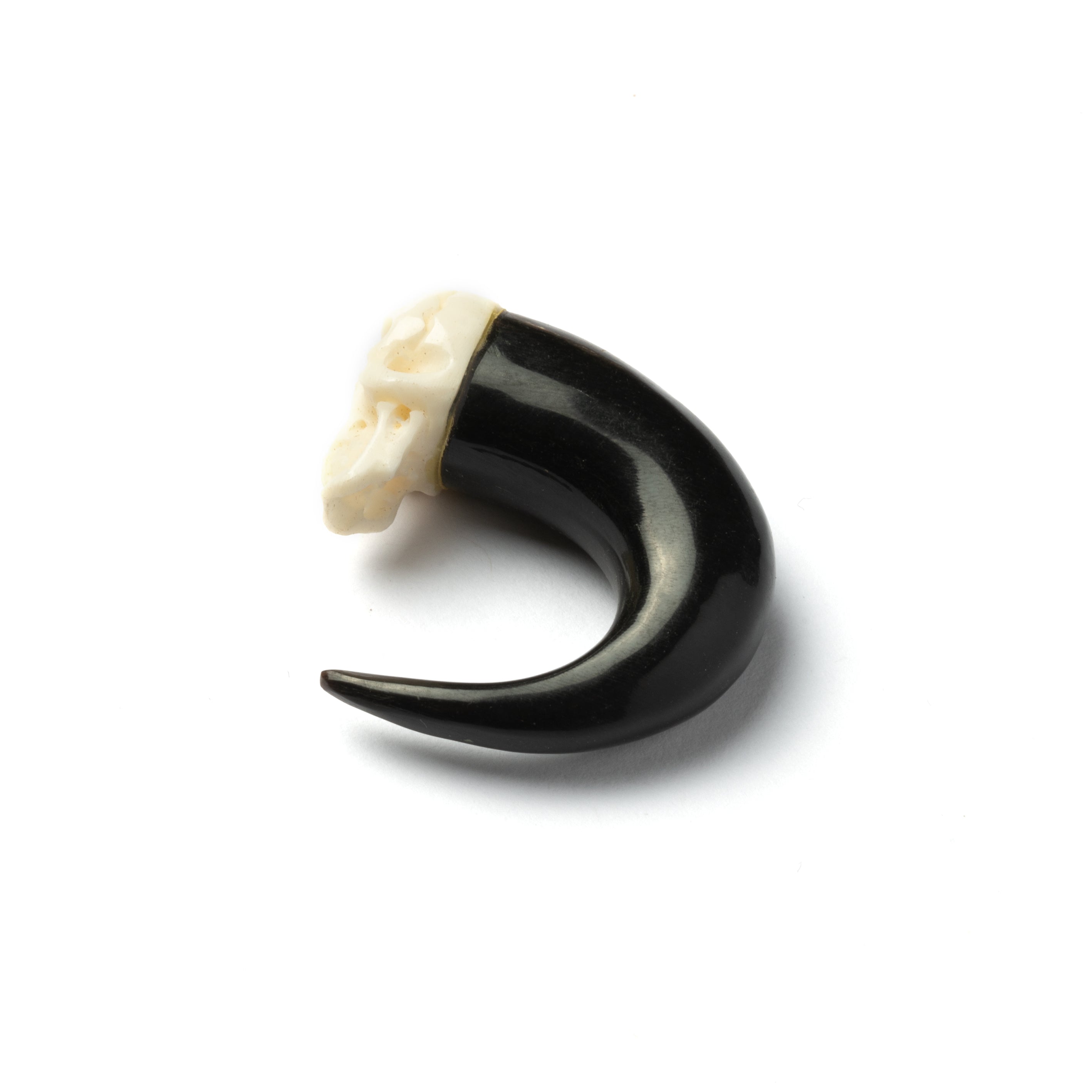 single skull hook ear stretcher back view