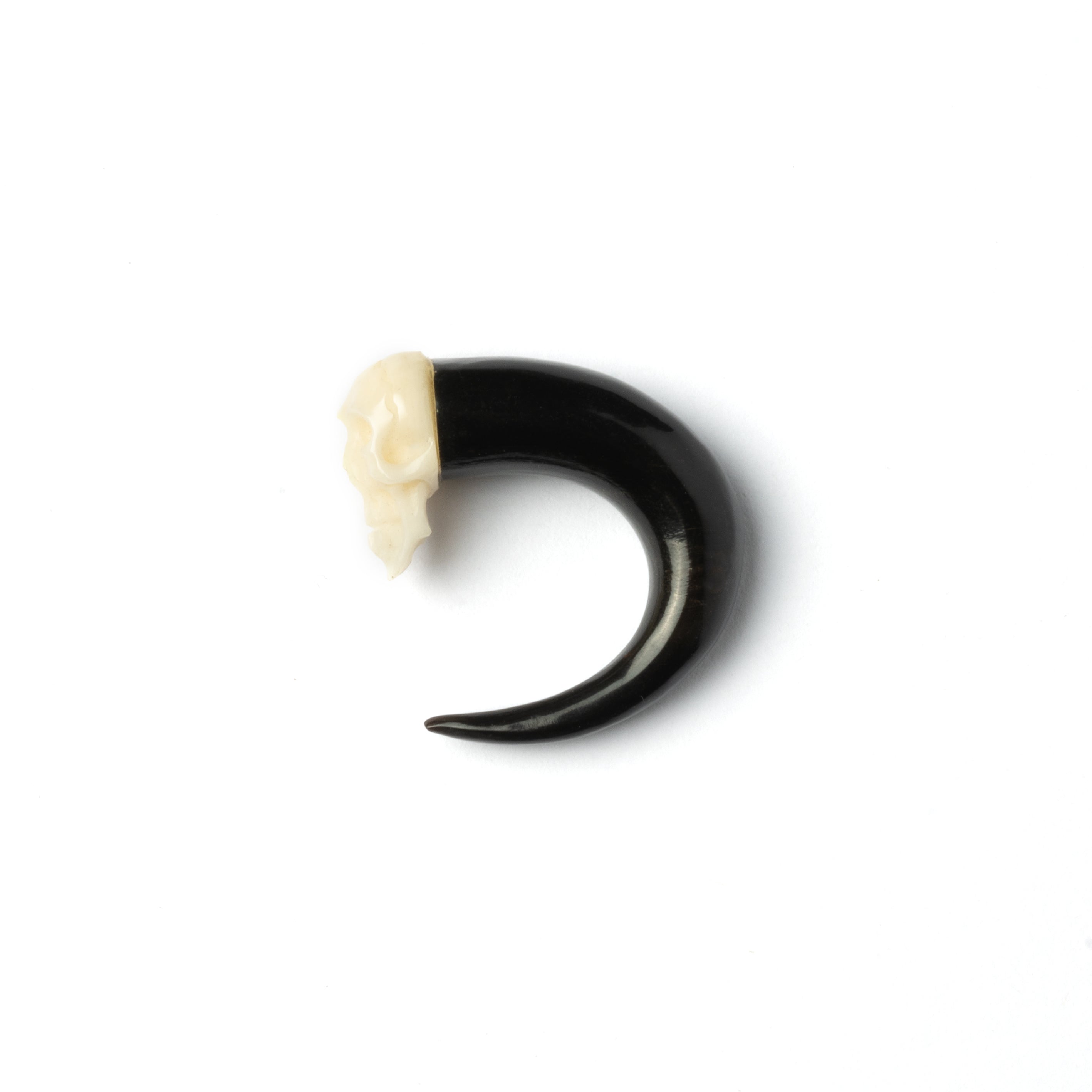 single skull hook ear stretcher side view