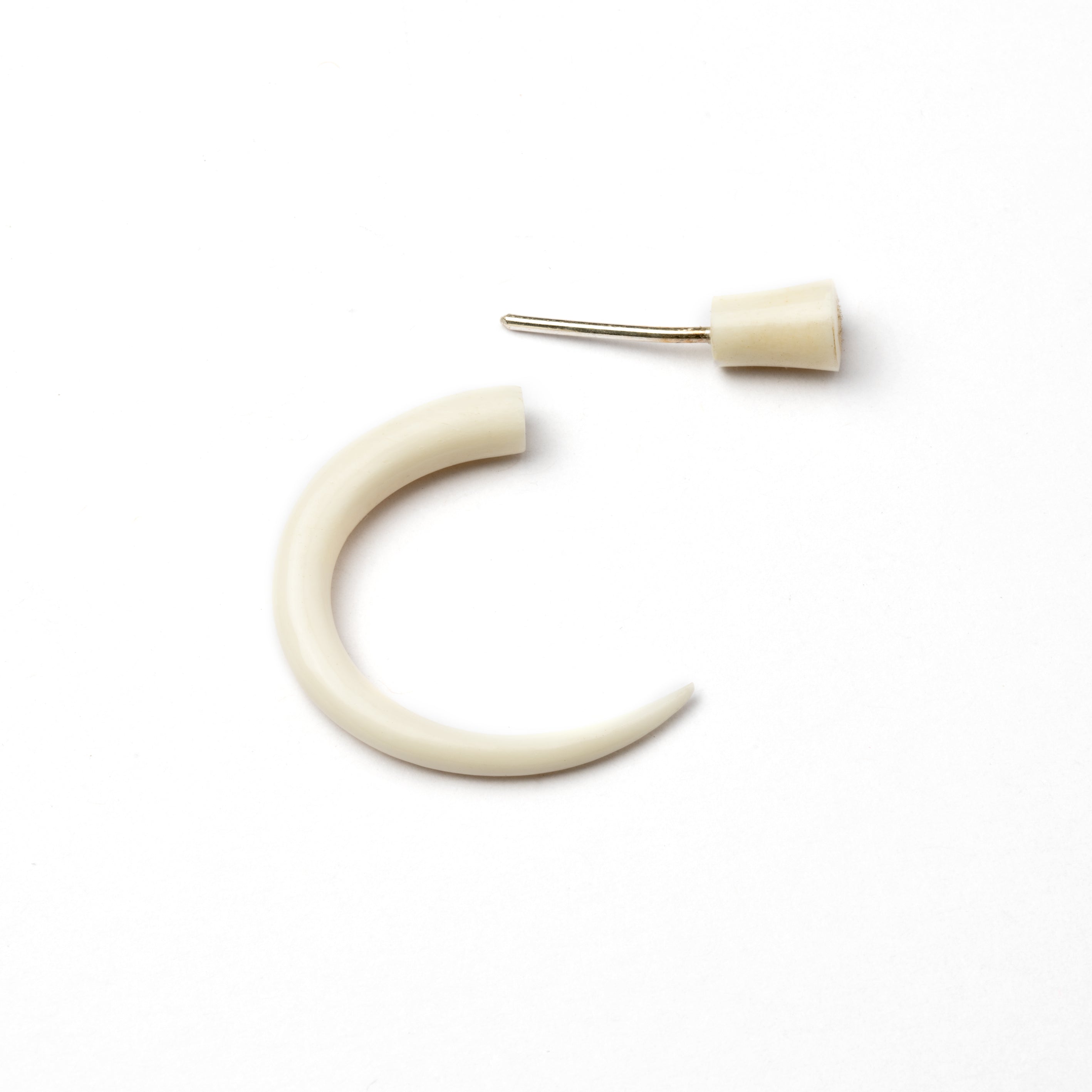 Las Dalias Fake Gauge Earrings -  bone