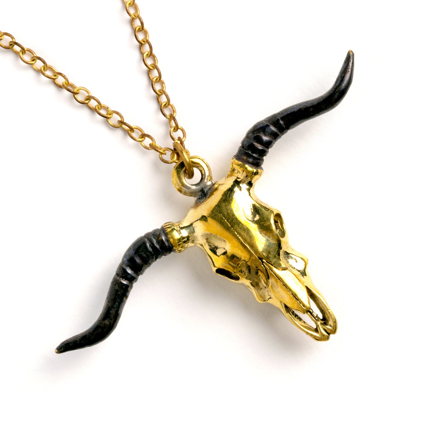 Longhorn-bull-skull-pendant_2