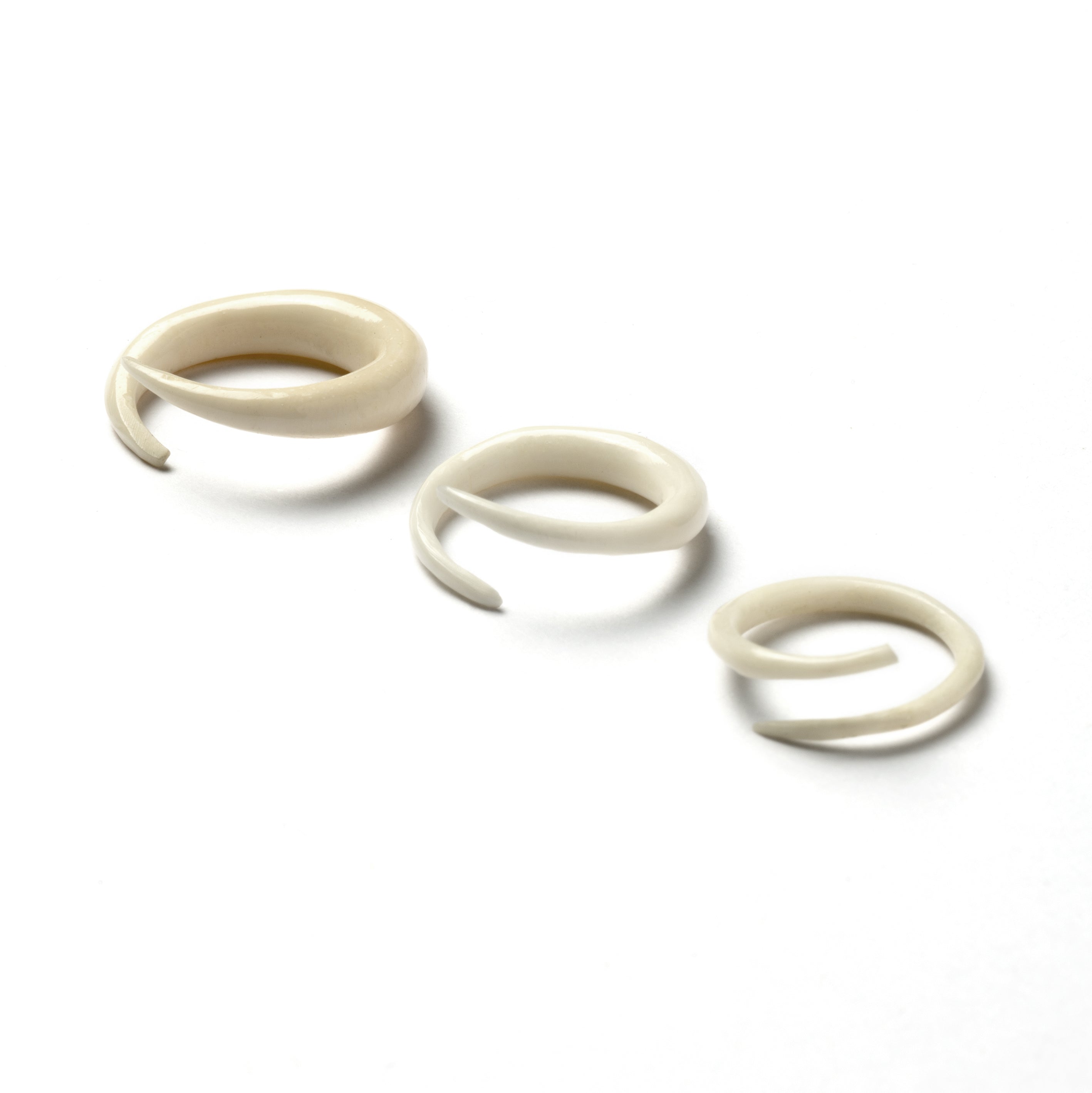 Circular Twisted Stretchers- bone