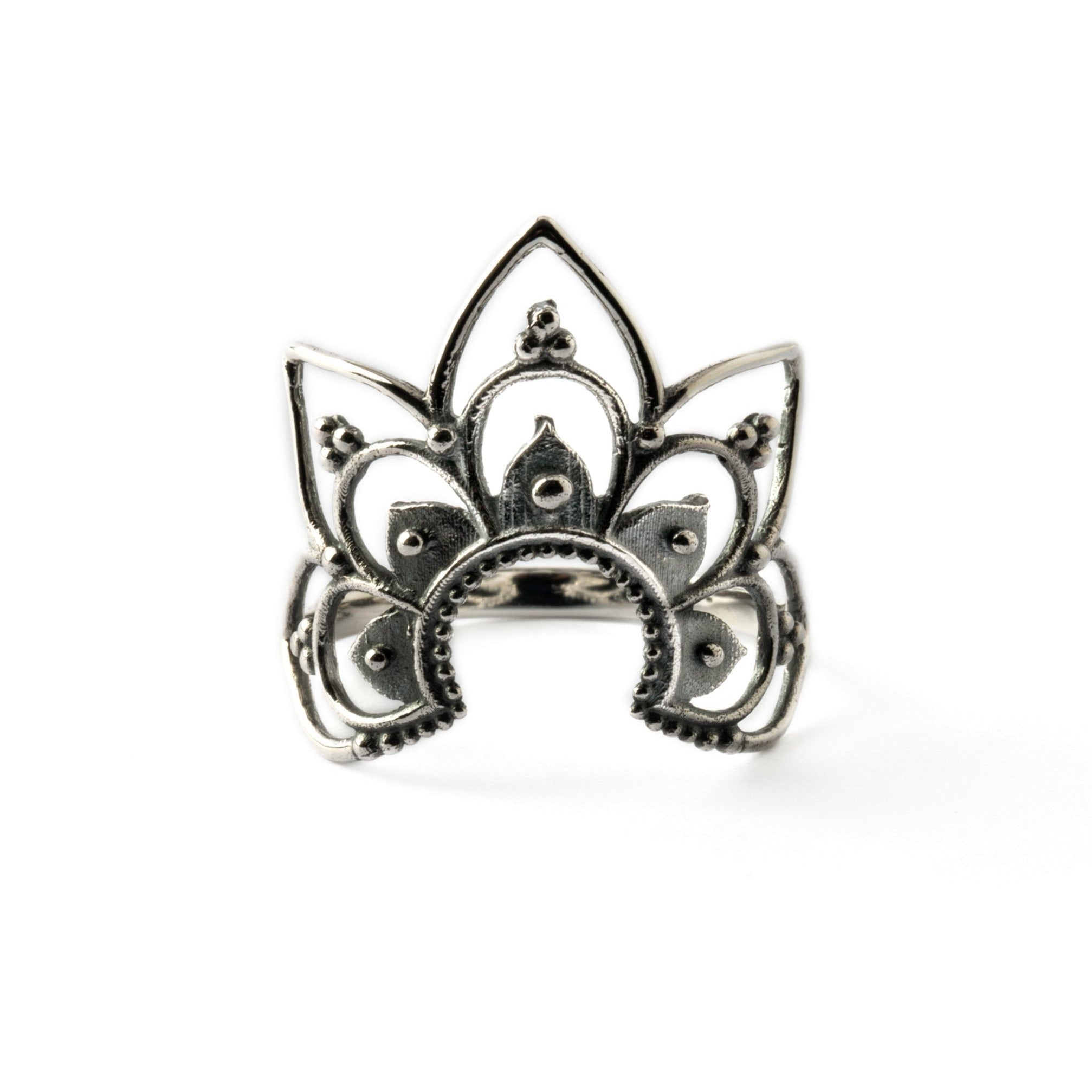 Vinyasa silver ring frontal view