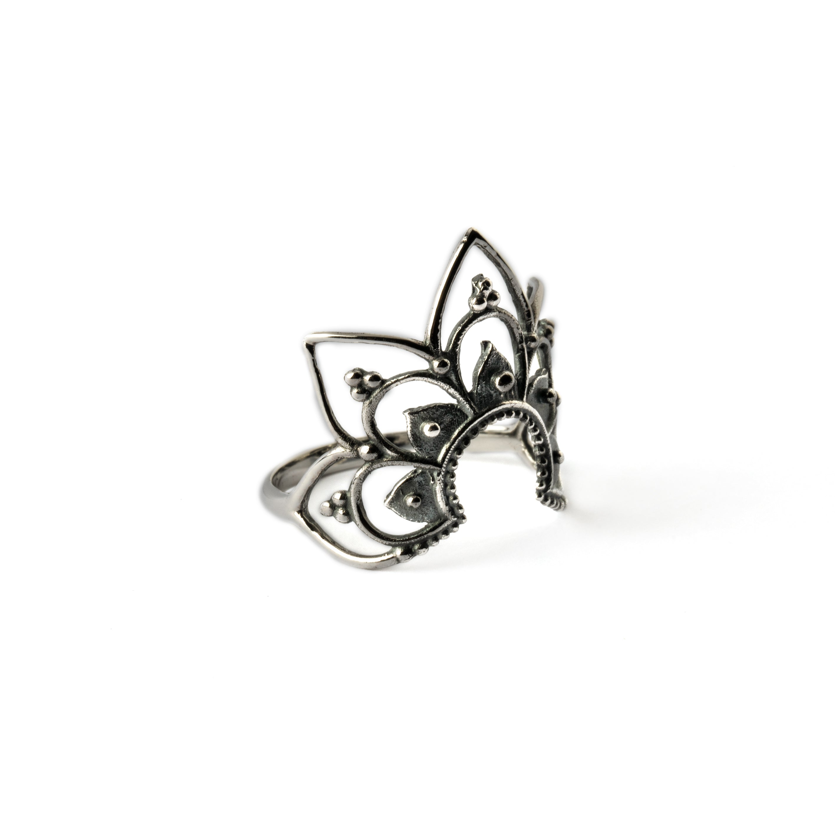 Vinyasa silver ring right side view