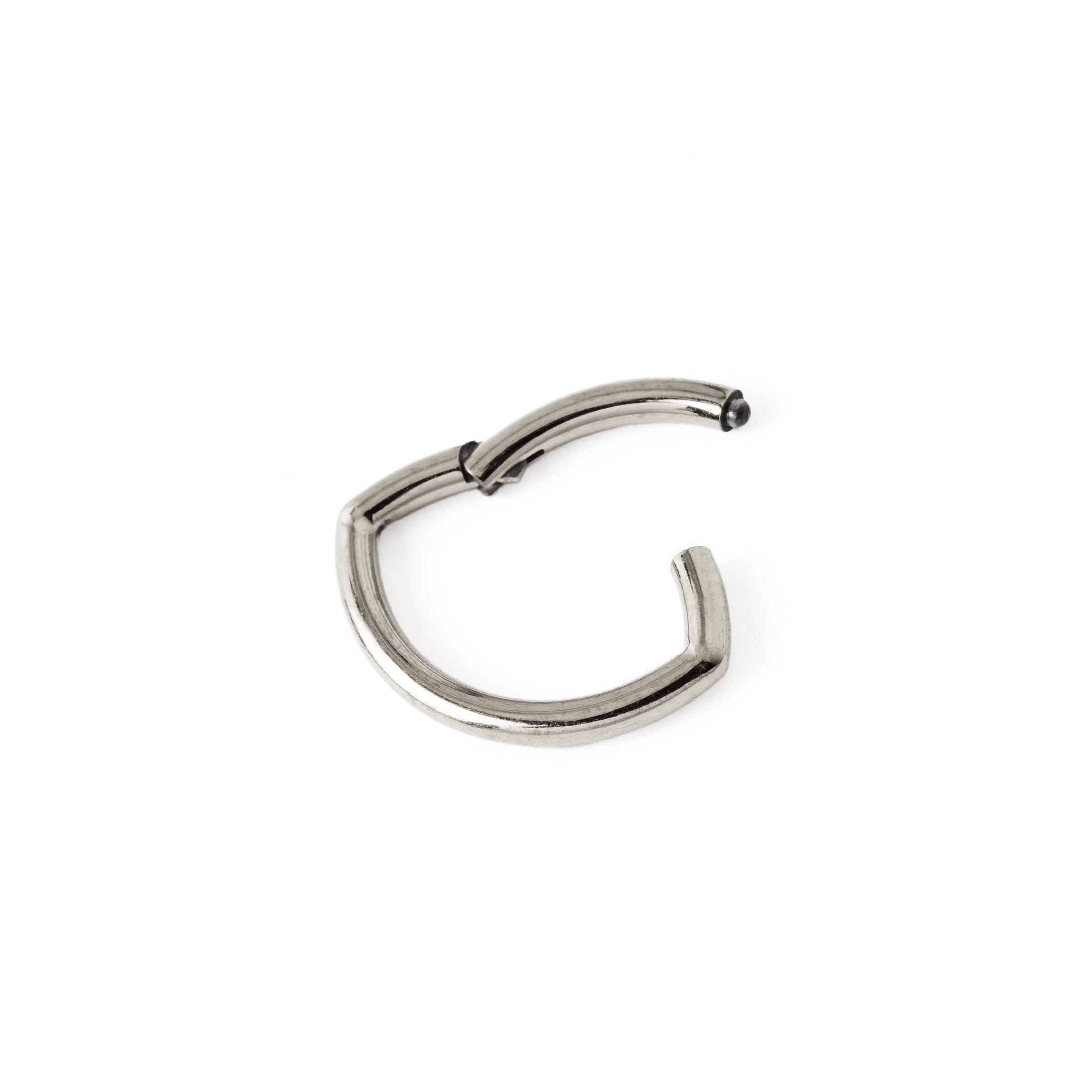 Oval surgical steel Clicker Ring hinged segment view