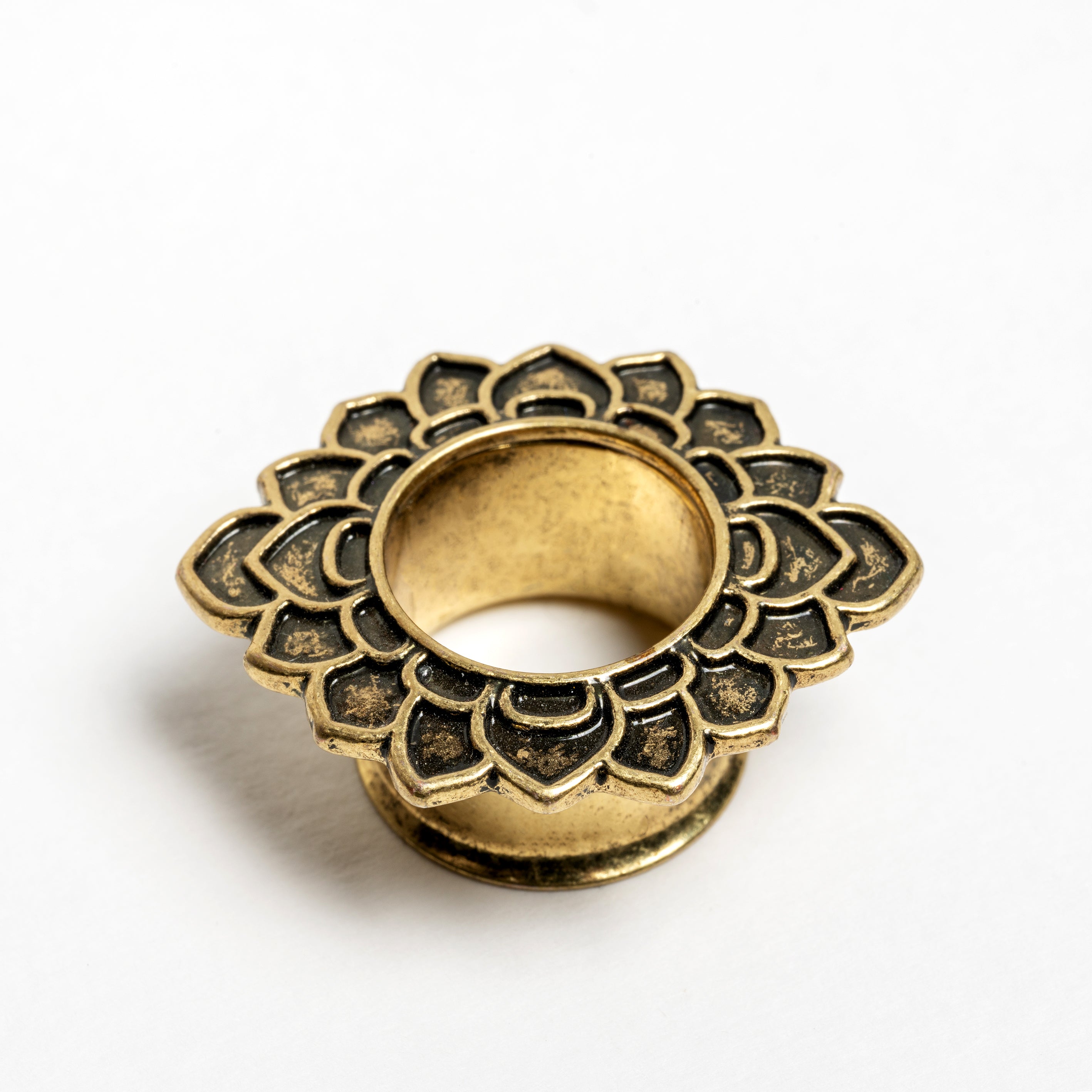 Petals-Mandala-Brass-Flesh-Tunnels_3