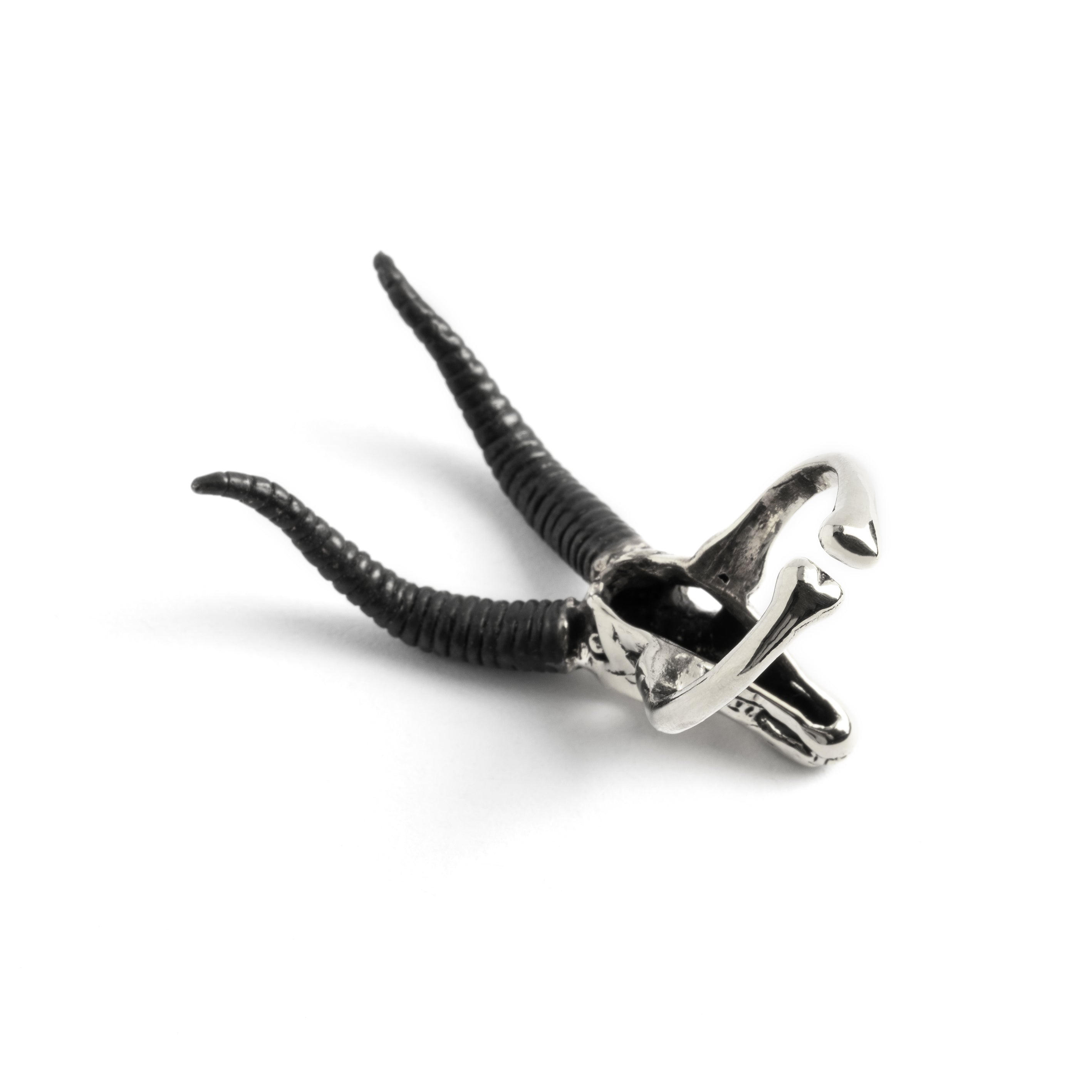 Ram-skull-adjustable-ring_5