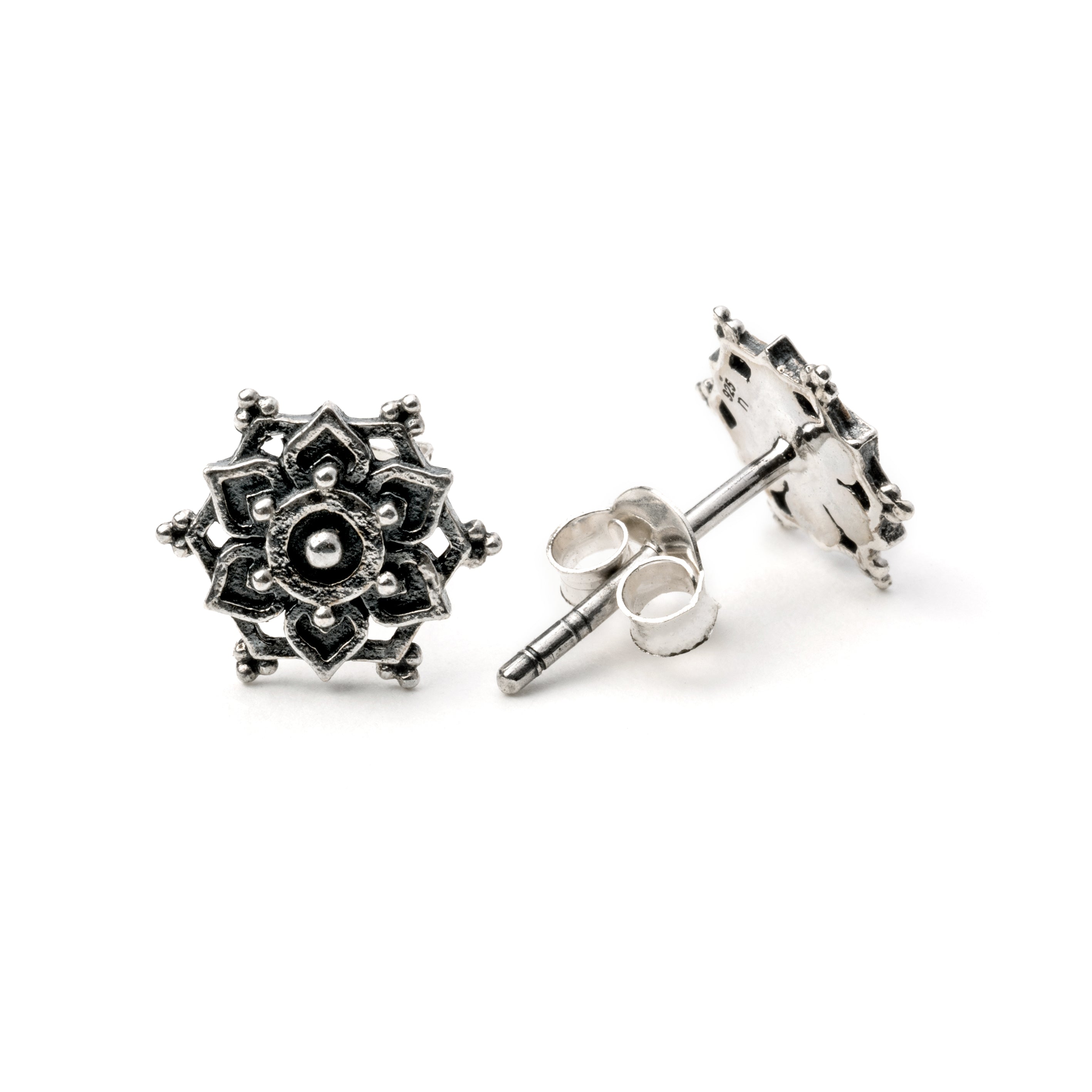 Silver-Flower-Mandala-Stud-Earring_2