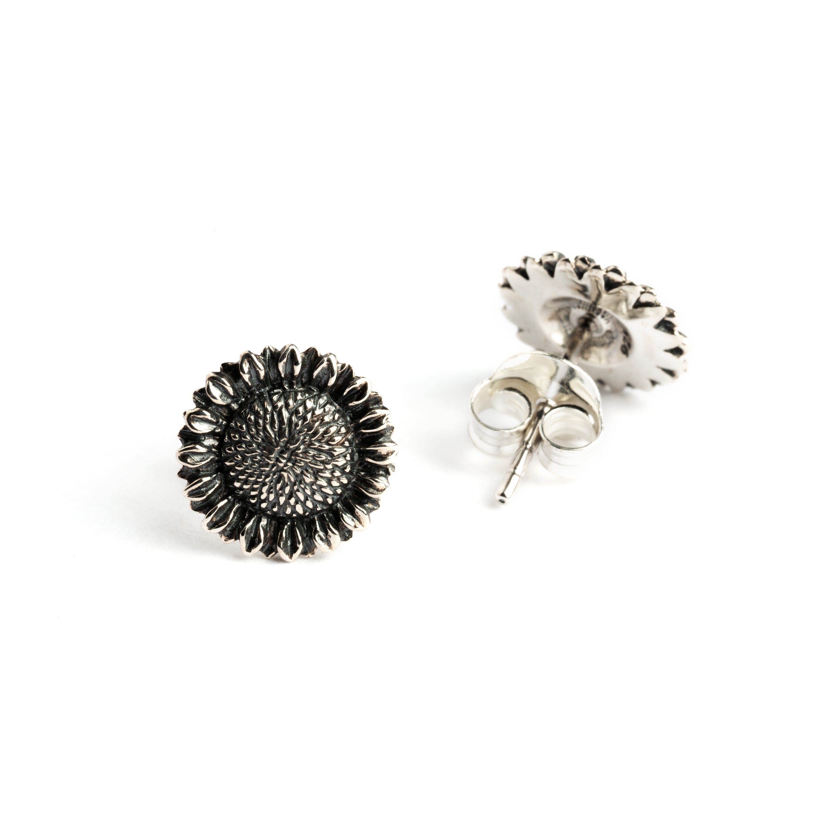 Silver-Sunflower-Studs_4