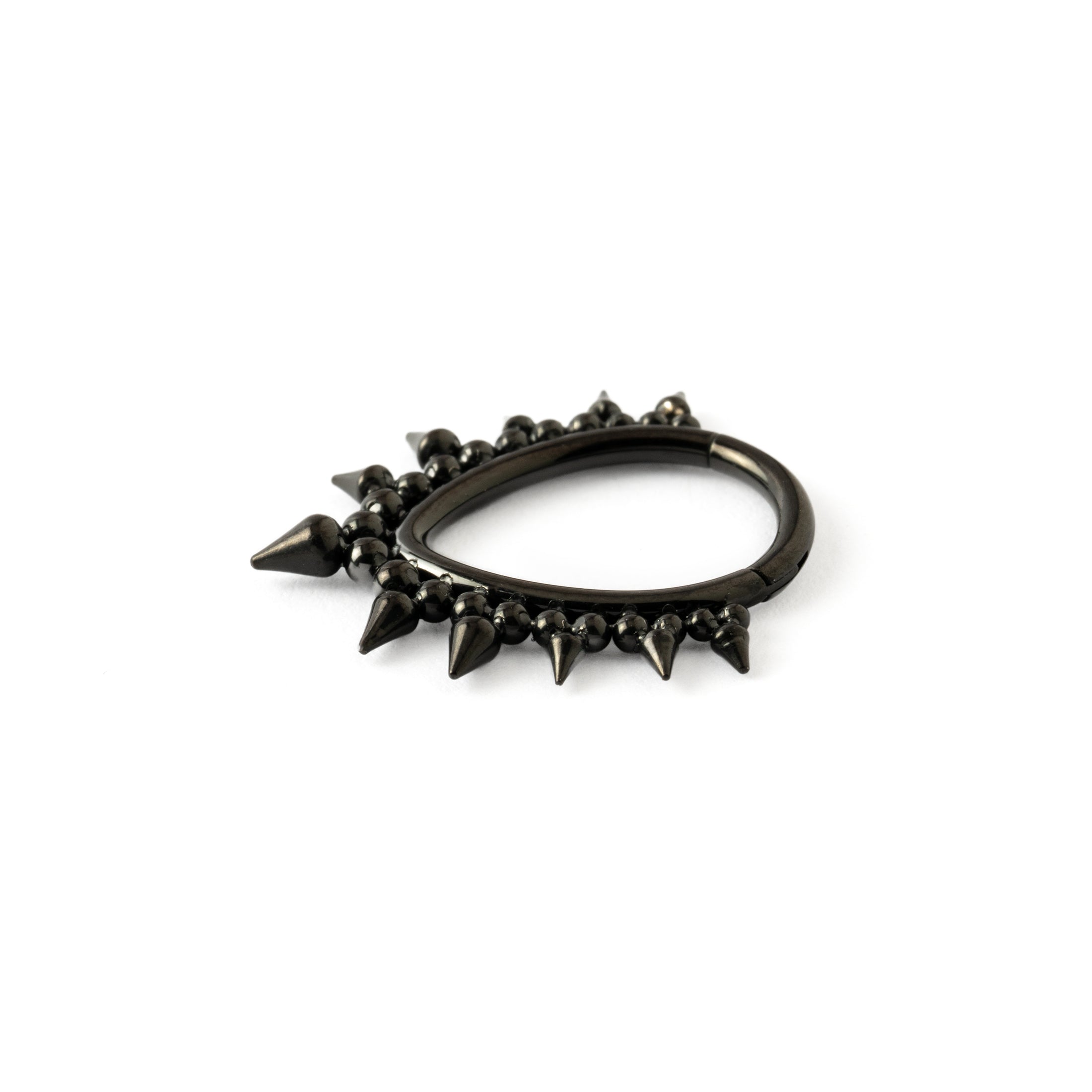 Spiky Brenna Black surgical steel Septum Clicker ring side view