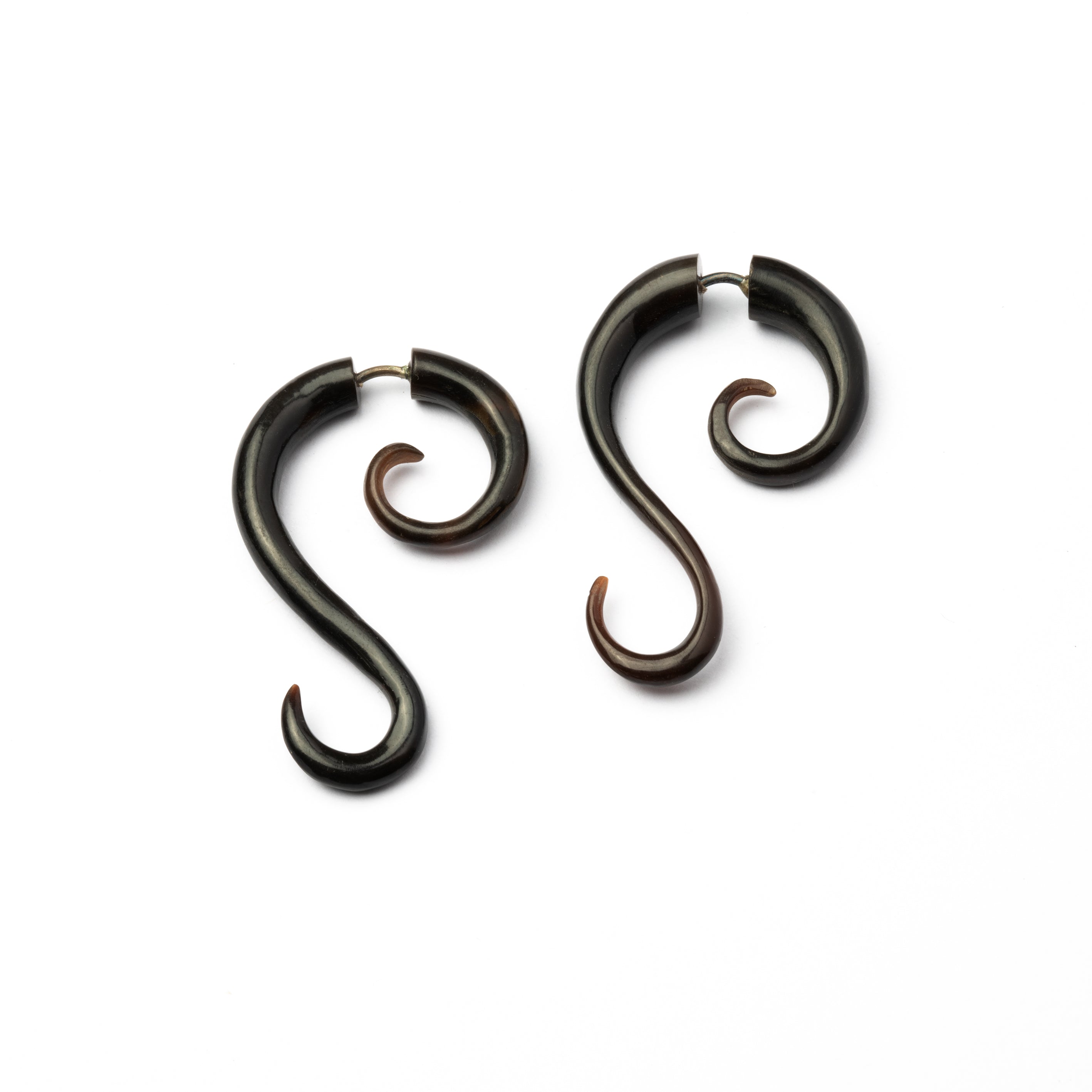 Tuhu Spiral Fake Gauge Earrings