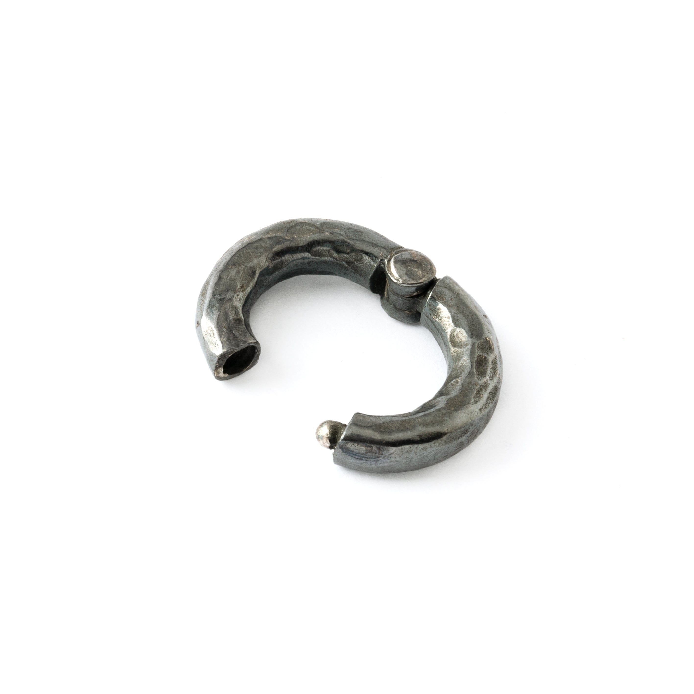 hammered black Silver hoop hanger clicker closure view