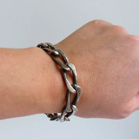 Vintage chunky silver bracelet | Tribu London