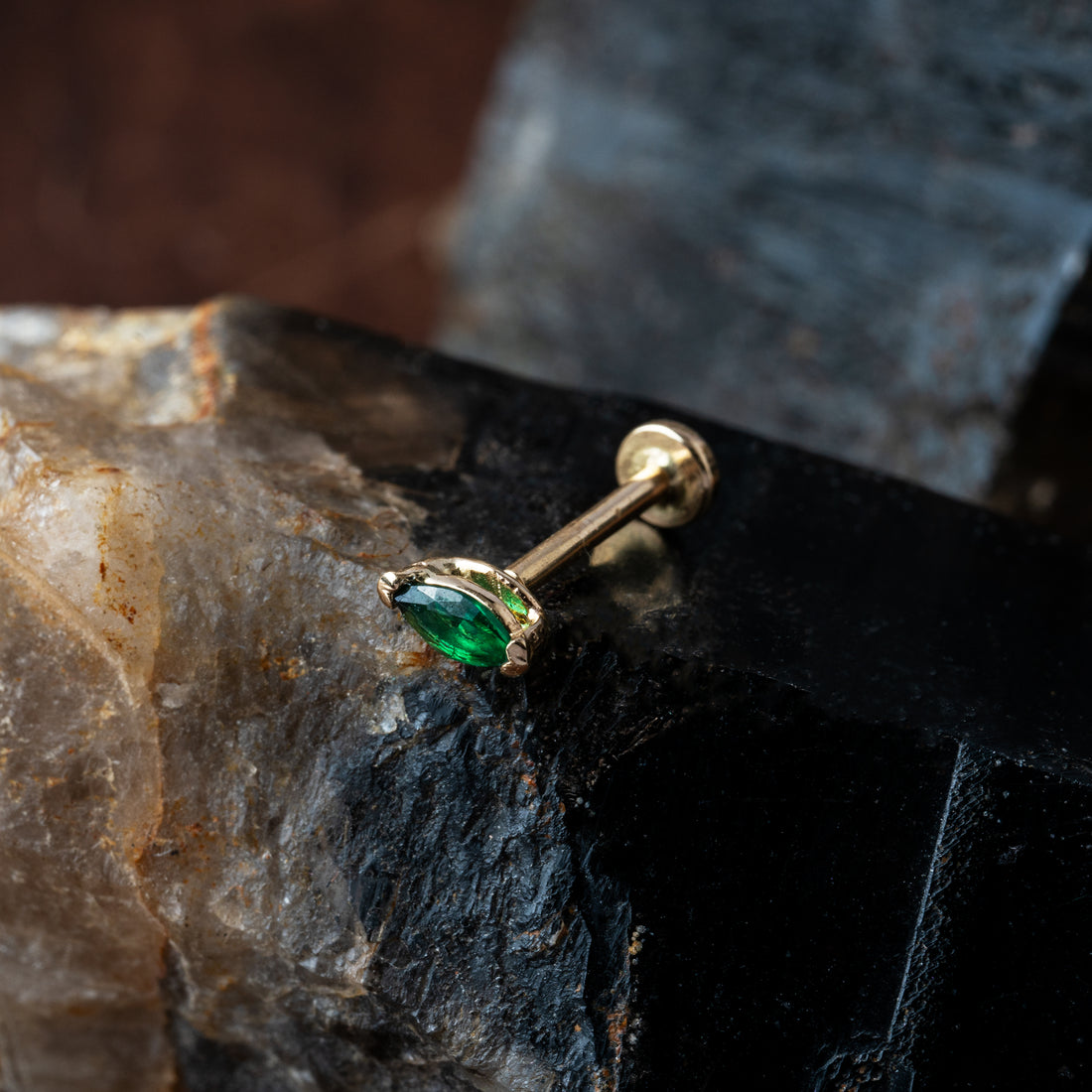 14k Gold Green CZ Marquise Labret