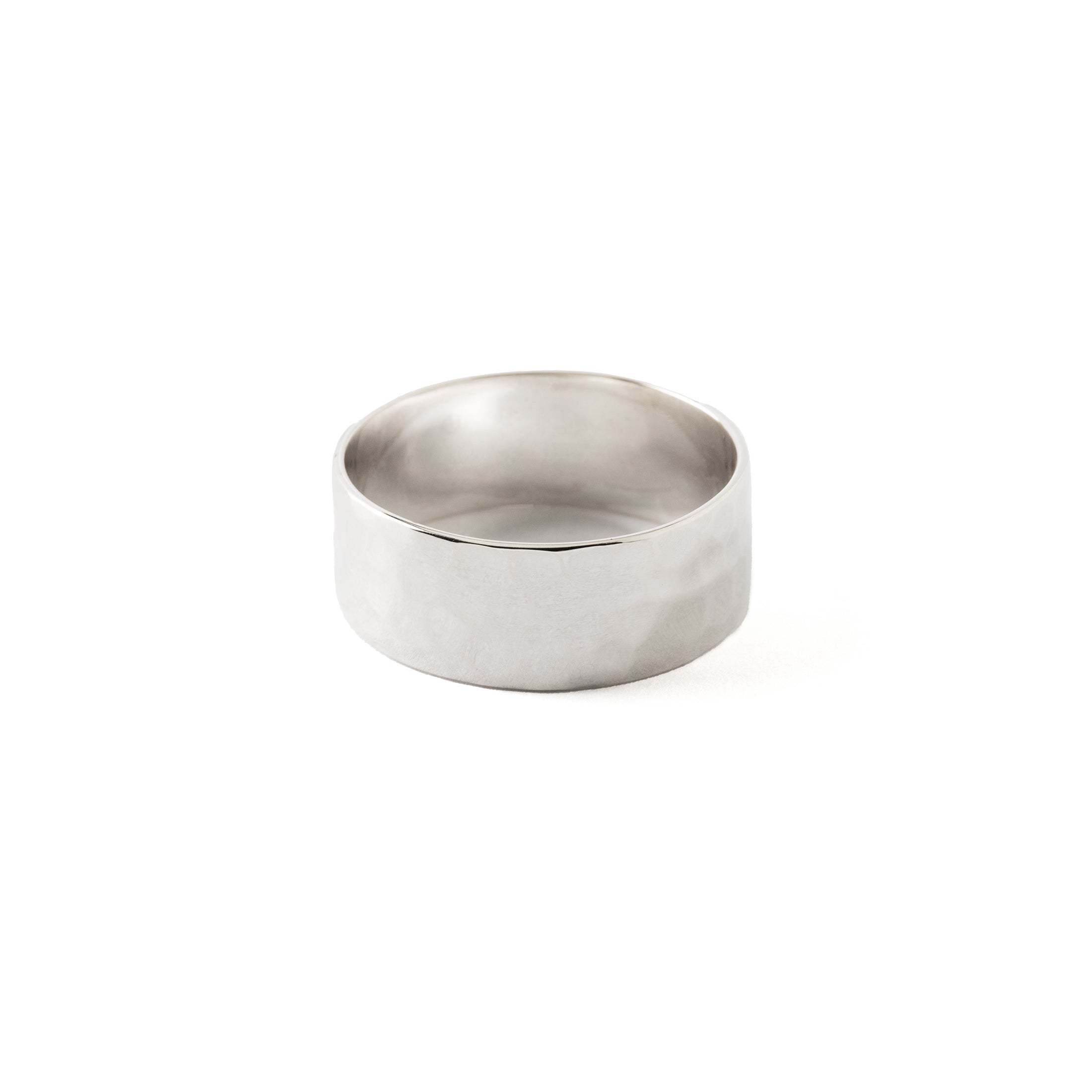 Hammered Silver Band Ring frontal view