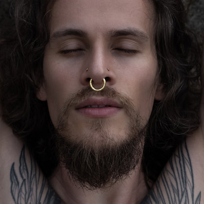 Hammered Seamless Hoop