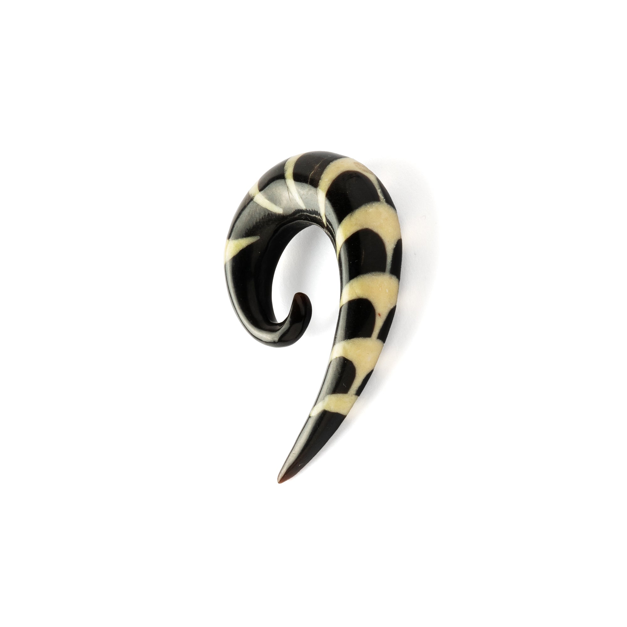 Matau Strips Ear Stretchers