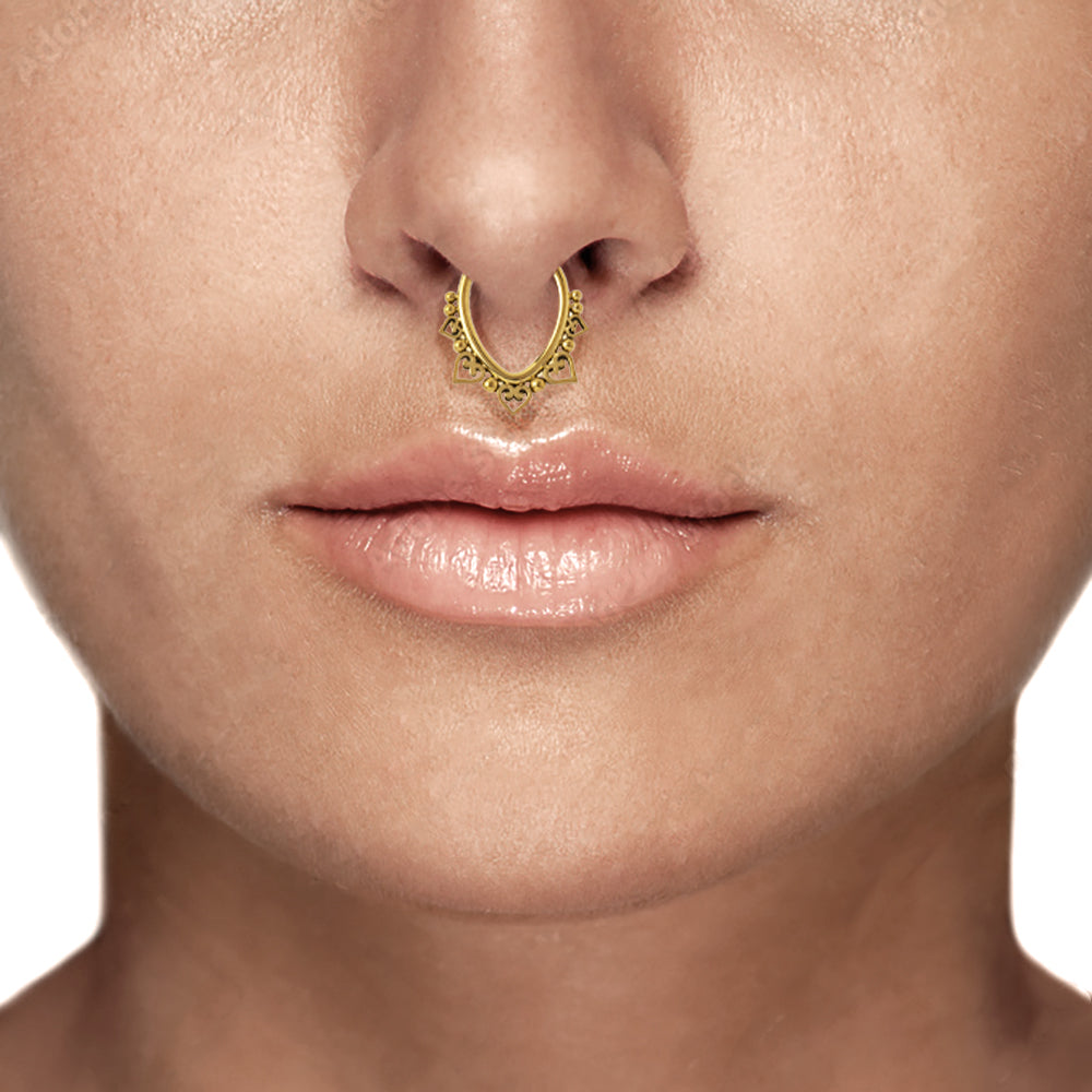 model wearing Neptune Drop Golden Septum Clicker